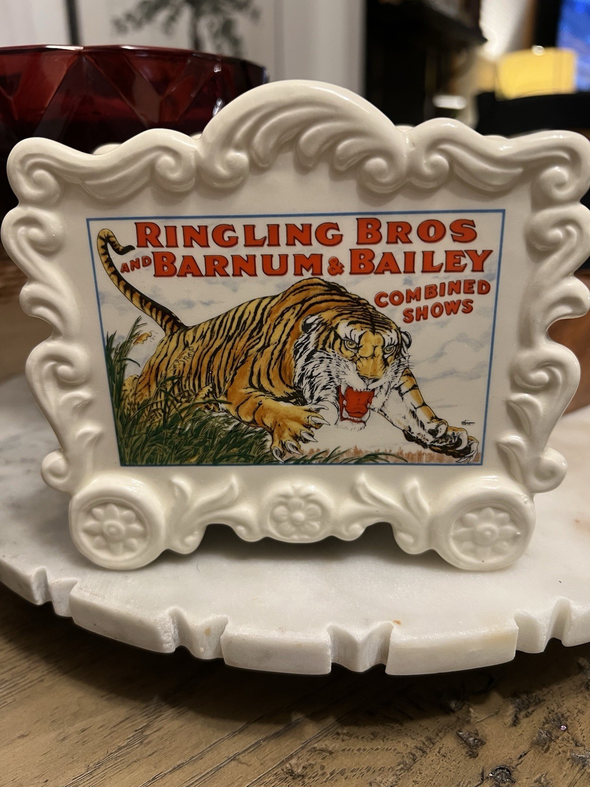 Ringling Bros Barnum & Bailey Circus Tiger Ceramic Piggy Bank 1983 Vintage