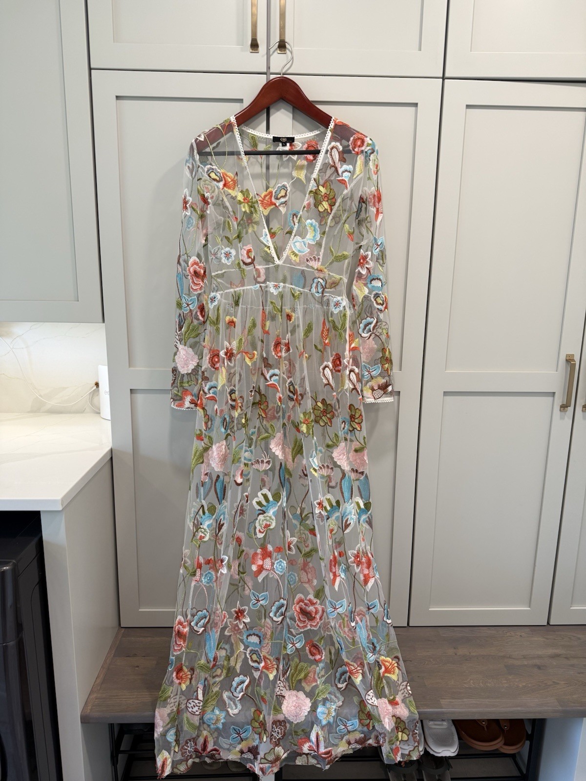 24K Label by K Too Floral Embroidered Dress Sz L Maxi Long Sleeve Sheer V Neck