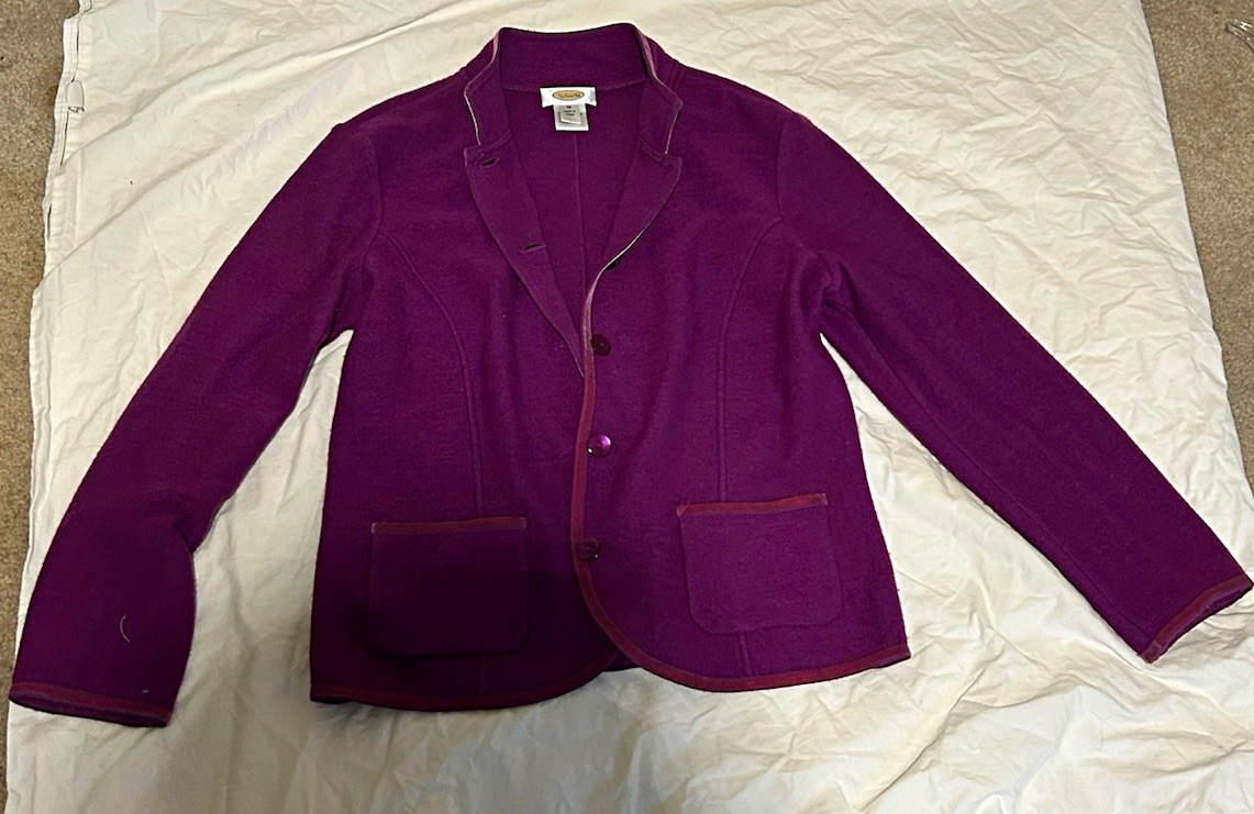 Talbots Purple Wool Button-Front Blazer Jacket w/ Pockets Long Sleeve Size M Talbots Purple Wool Button-Front Blazer Jacket w/ Pockets Long Sleeve Size M