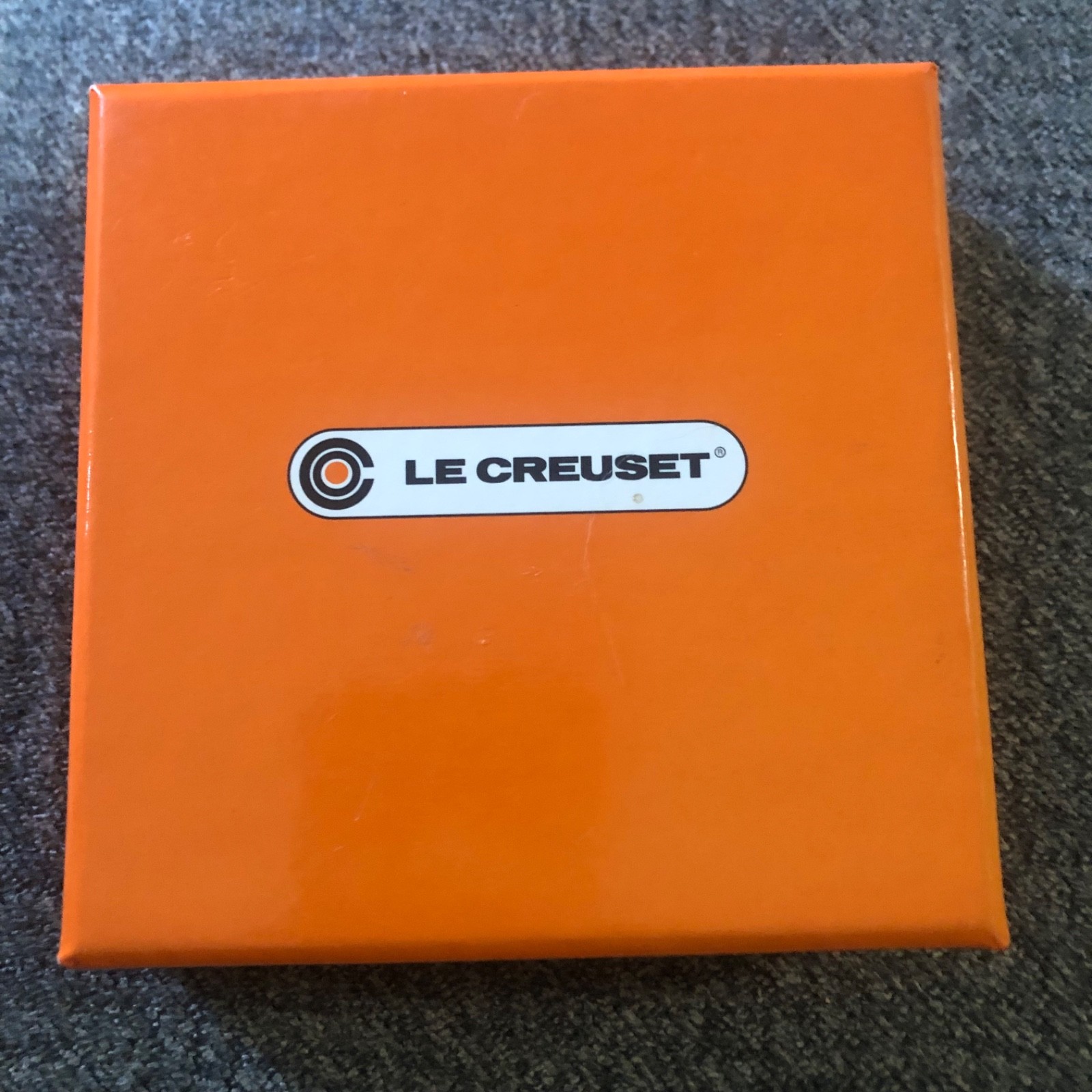 Le Creuset Set of 4 Mini Dutch Oven Kitchen Magnets Le Creuset Set of 4 Mini Dutch Oven Kitchen Magnets