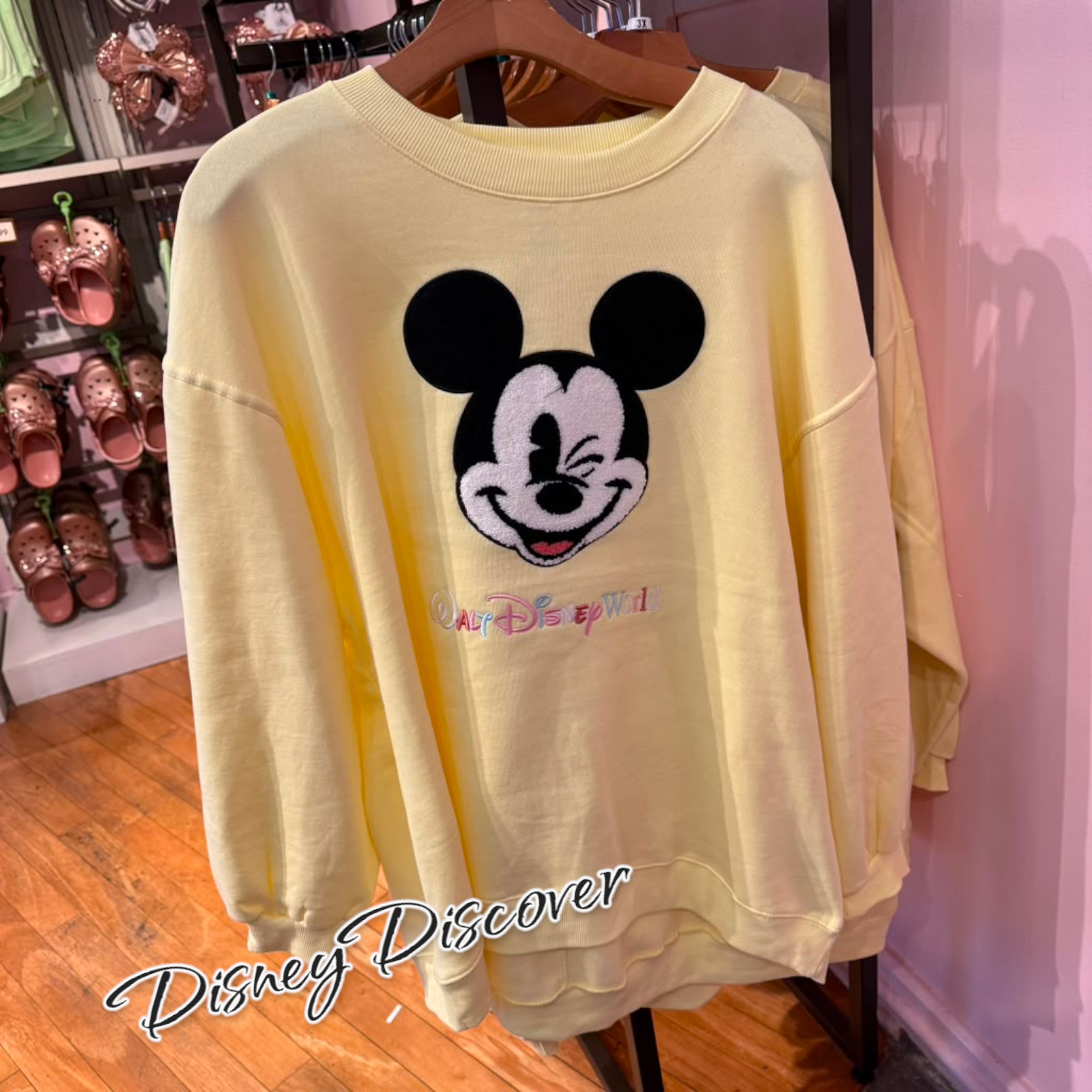 2026 Walt Disney World Yellow Embroidered Mickey Sweater Size XL New