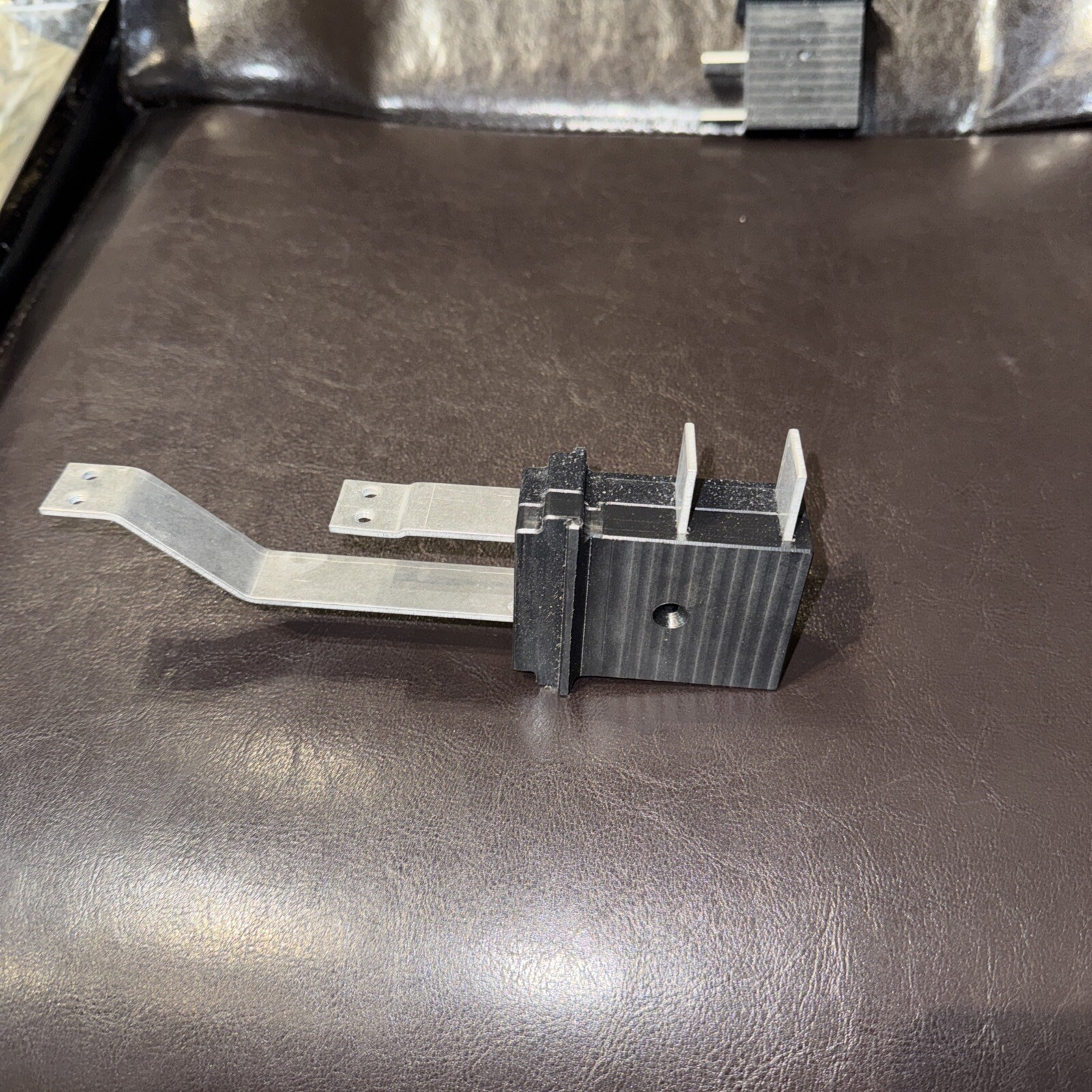 New Westinghouse Bryant Quick-Pack MP Meter Socket Breaker Buss Kit 125 amp Max.