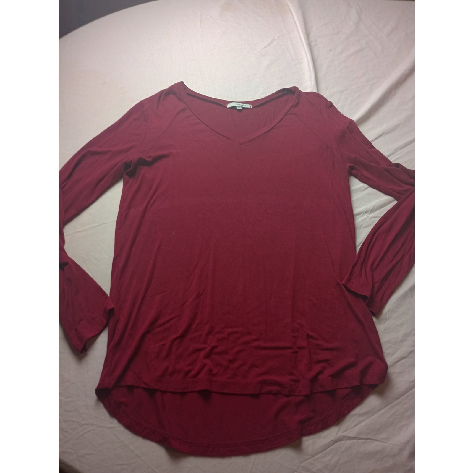 Emma\'s Closet Red Bamboo Long sleeve V-Neck Blouse Top Women Size Medium