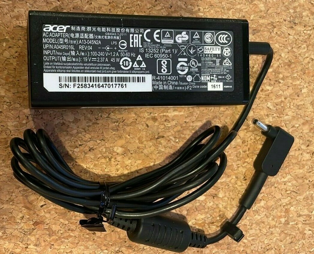 ACER Original AC Adapter Charger ACER Chromebook C720 C731 C740 ACER Original AC Adapter Charger ACER Chromebook C720 C731 C740