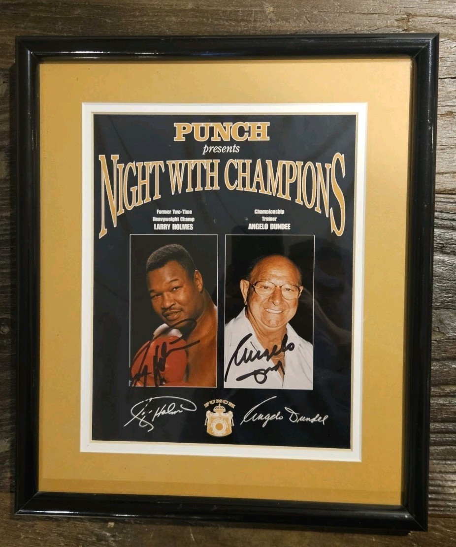 LARRY HOLMES & ANGELO DUNDEE Signed 8X10 Color Photo Boxing Legends Punch Cigars LARRY HOLMES & ANGELO DUNDEE Signed 8X10 Color Photo Boxing Legends Punch Cigars