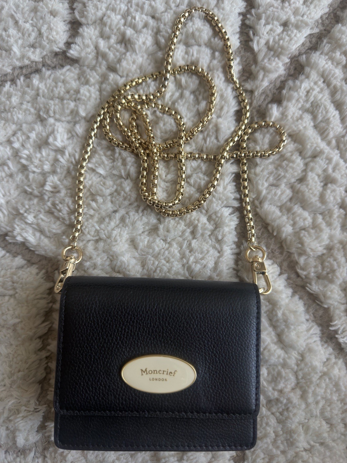 New Moncrief London Sloane Leather Cardholder Crossbody Coin Pouch New Moncrief London Sloane Leather Cardholder Crossbody Coin Pouch
