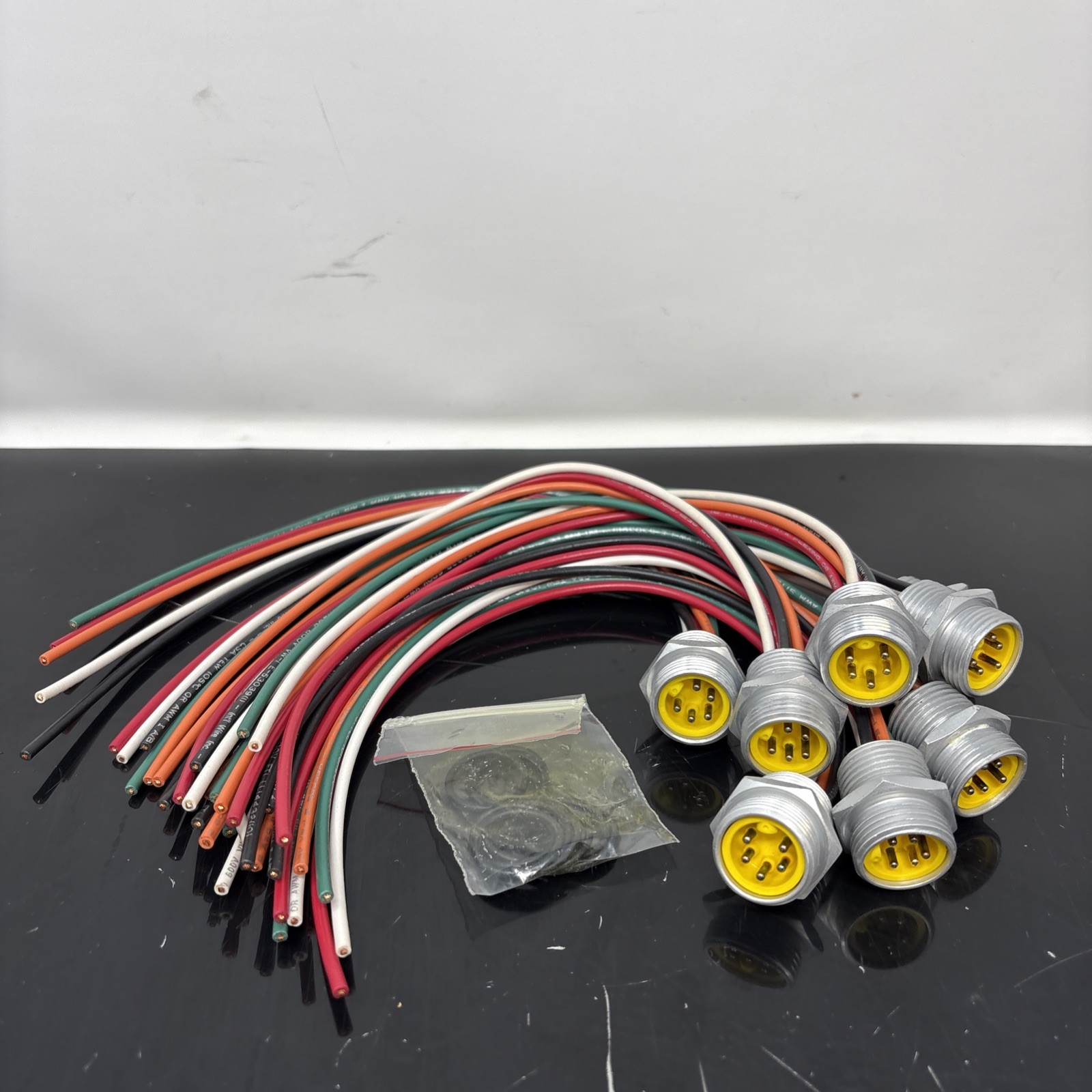 Qty 8 LUMBERG RSF 50-677/1F Connector 7/8'' Male Receptacles 5-Pole 1' WIRE