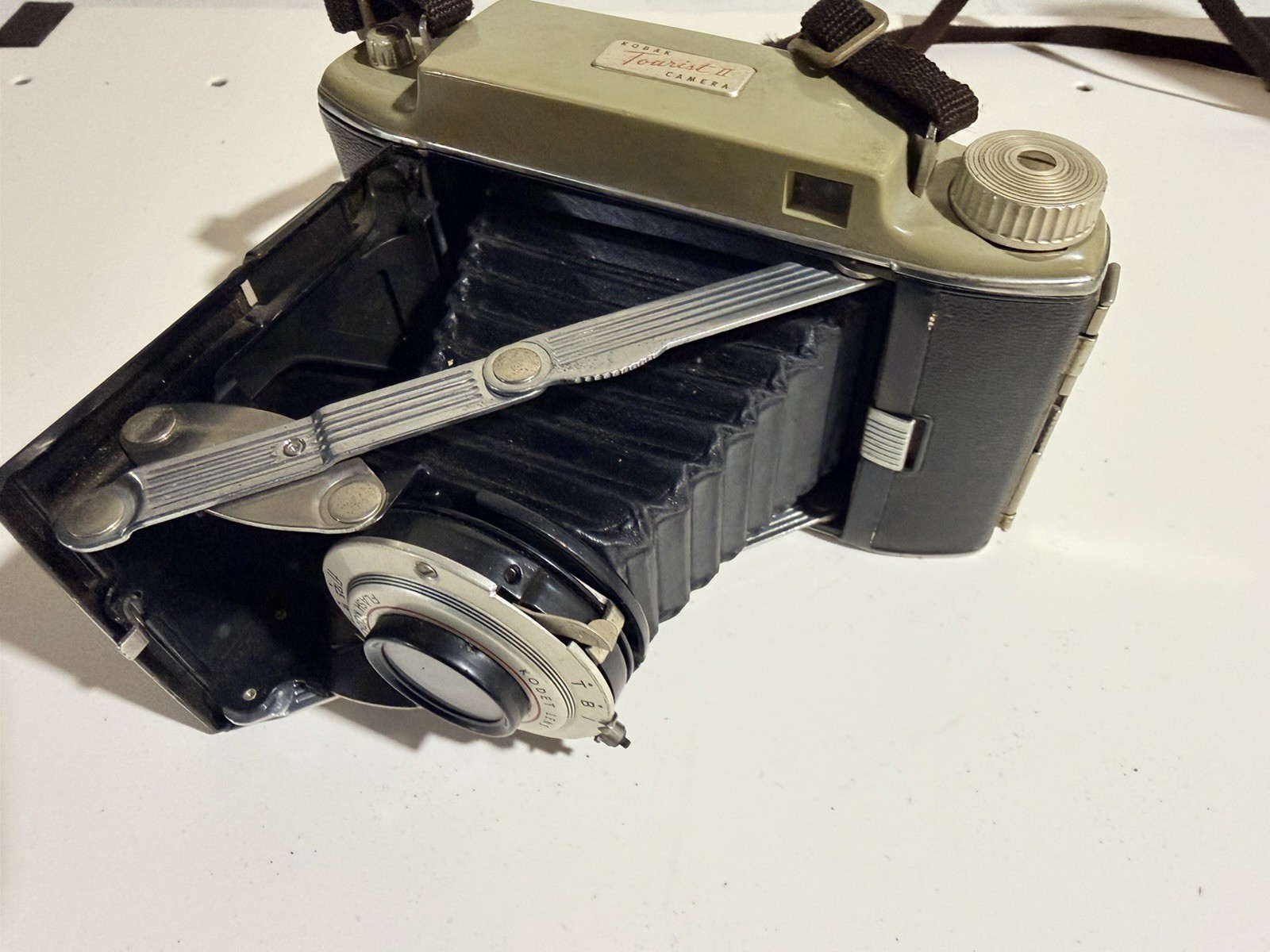 Kodak Tourist II 2 Folding 620 Film Camera 1950s Vintage