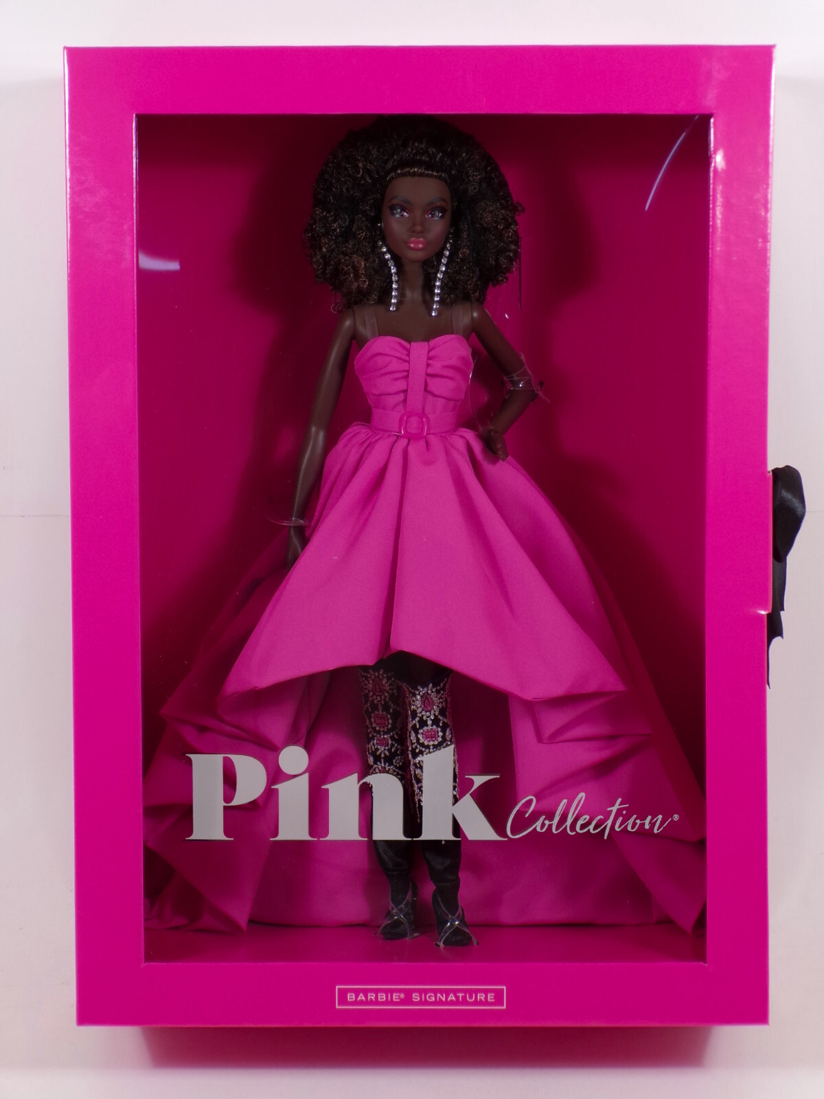 2022 Signature Barbie Pink Collection #4 African American Doll Mint Box HBX96 2022 Signature Barbie Pink Collection #4 African American Doll Mint Box HBX96