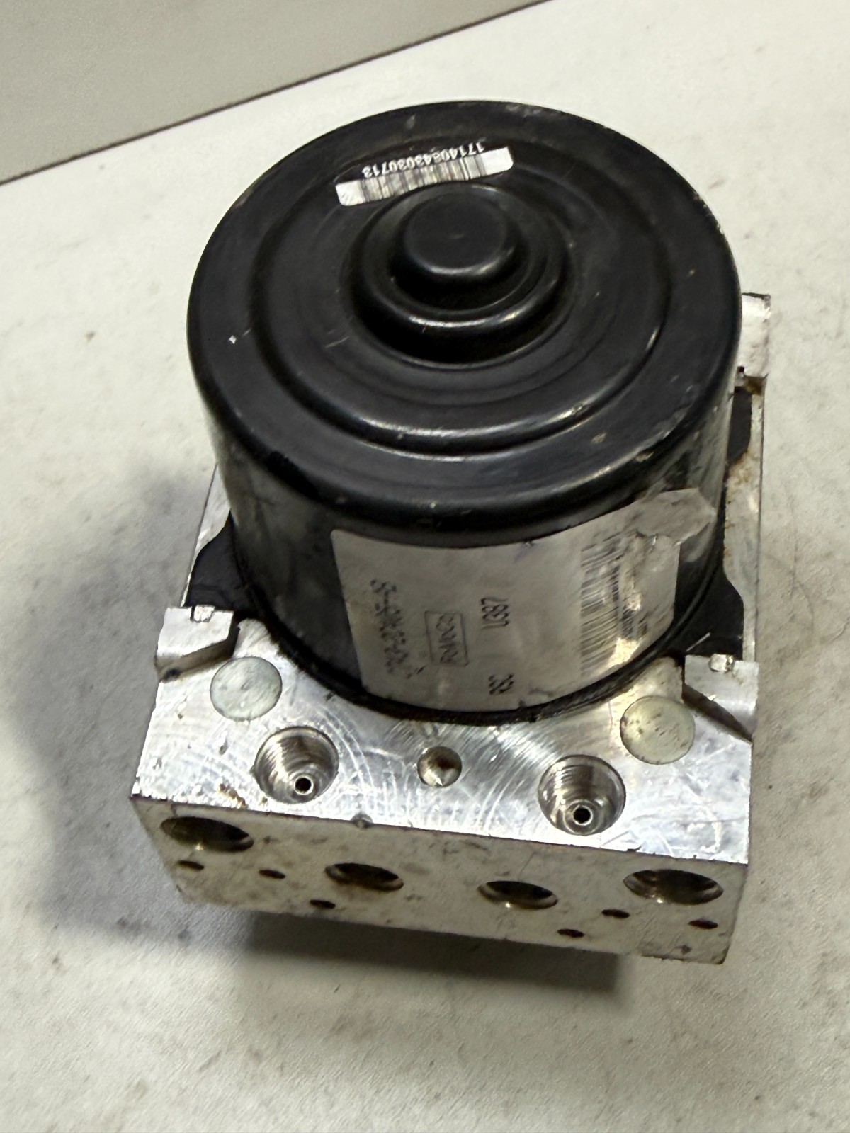 Ford Edge Lincoln MKX ABS Anti-Lock Hydraulic Unit Motor CT43-2C405-AB OEM