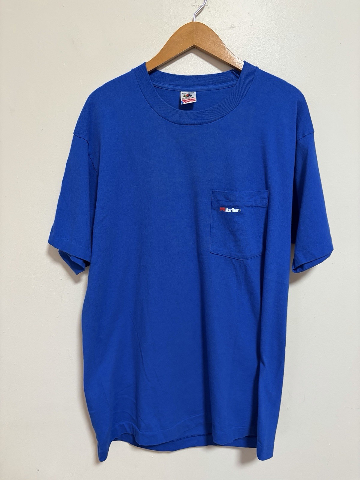 Vintage 90s Marlboro Cigarettes Adventure Team Blue Pocket T Shirt XL Made In US