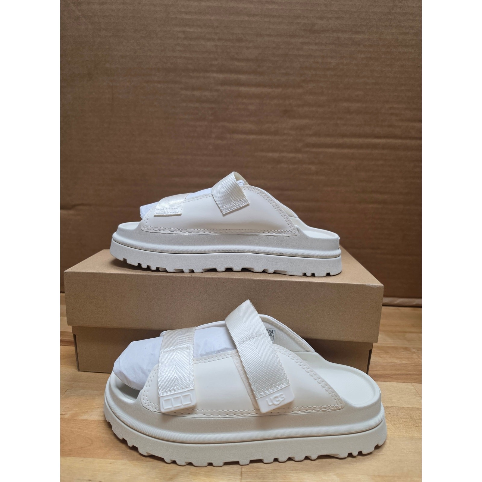 UGG K GoldenGlow Slide Womens Size 4