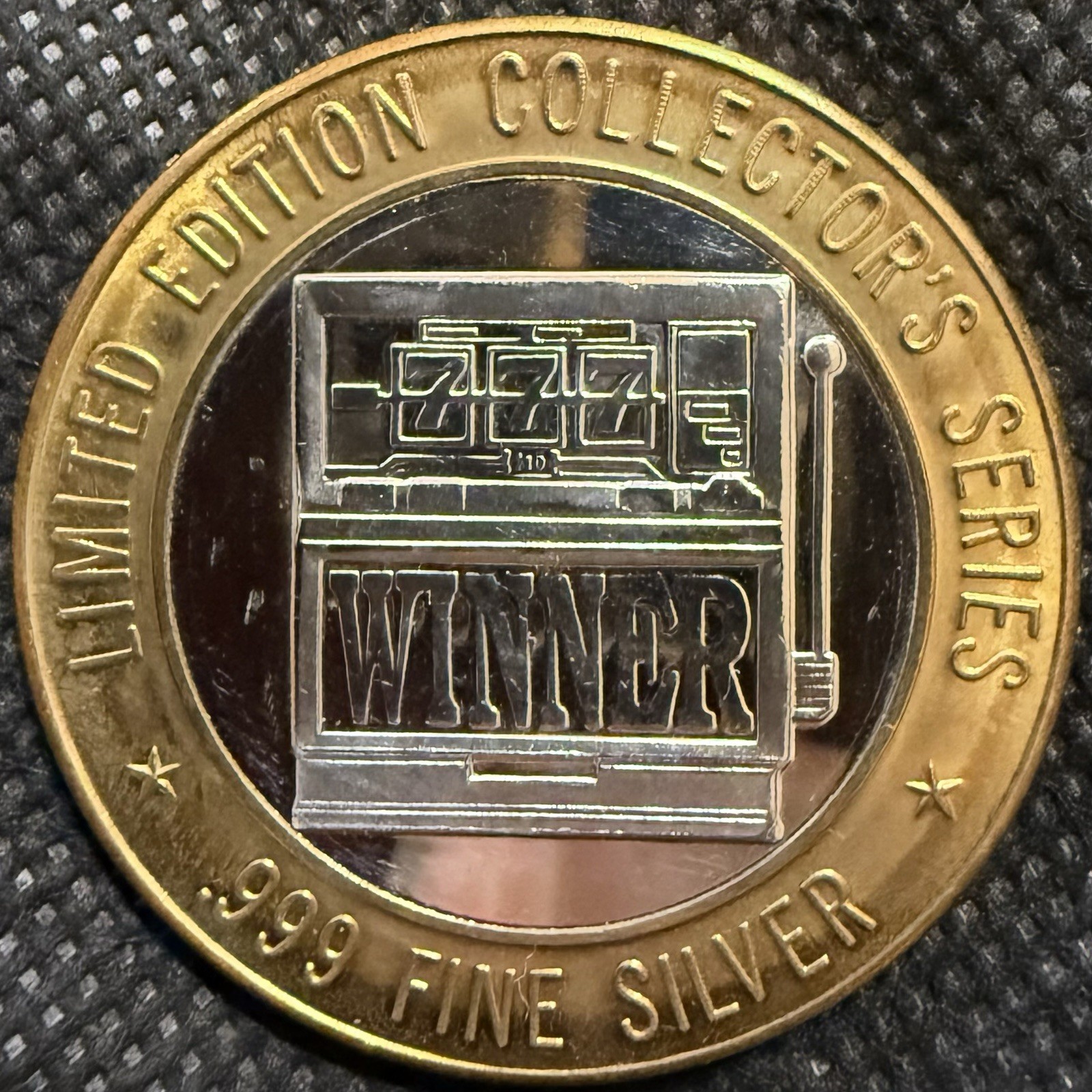 ⭐️PELICAN CASINO SINT MAARTEN RARE Limited Edition 999% .6 Oz Pure Silver Strke