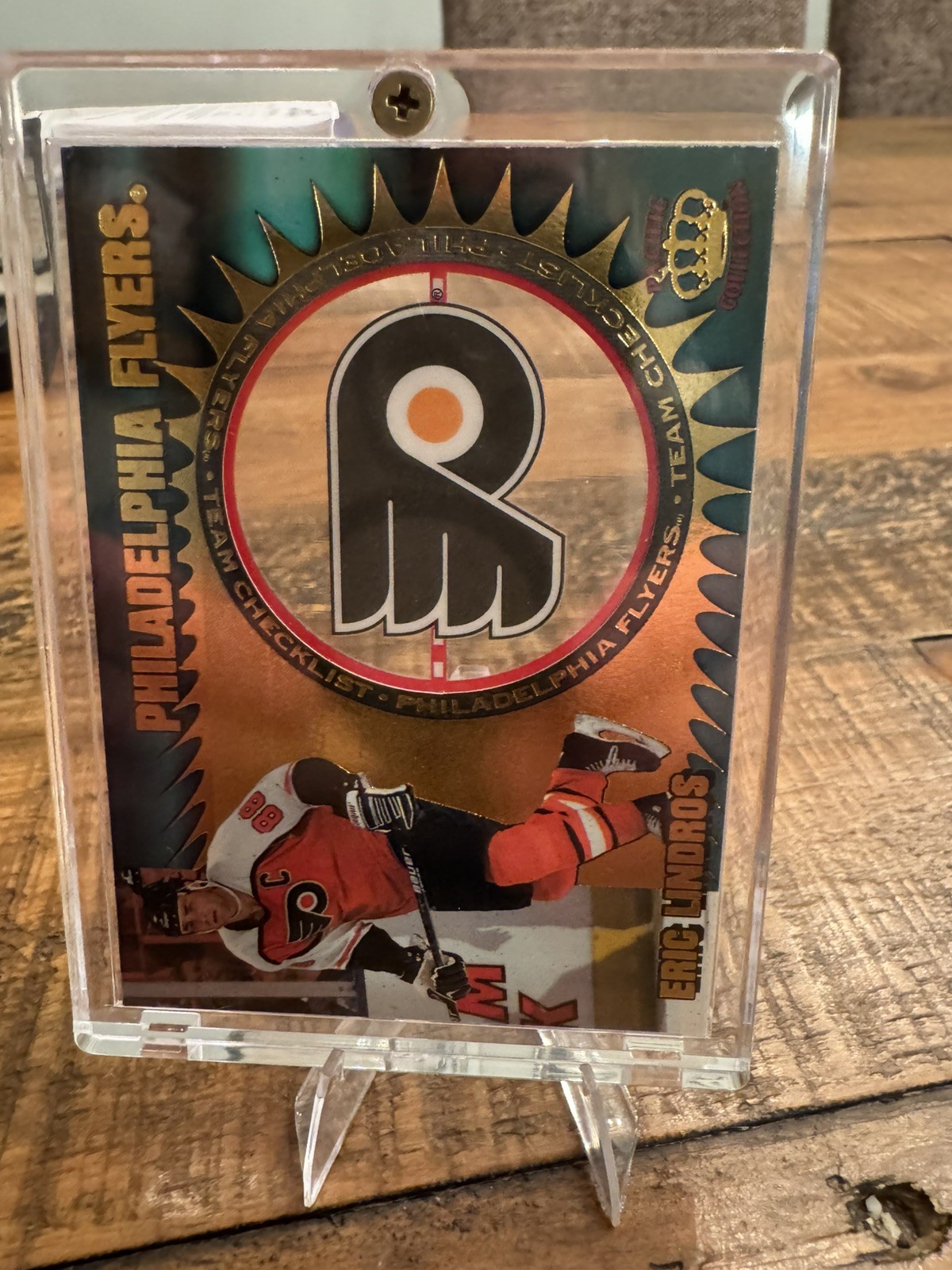 1997-98 Pacific Crown Collection - Team Checklist Eric Lindros #18