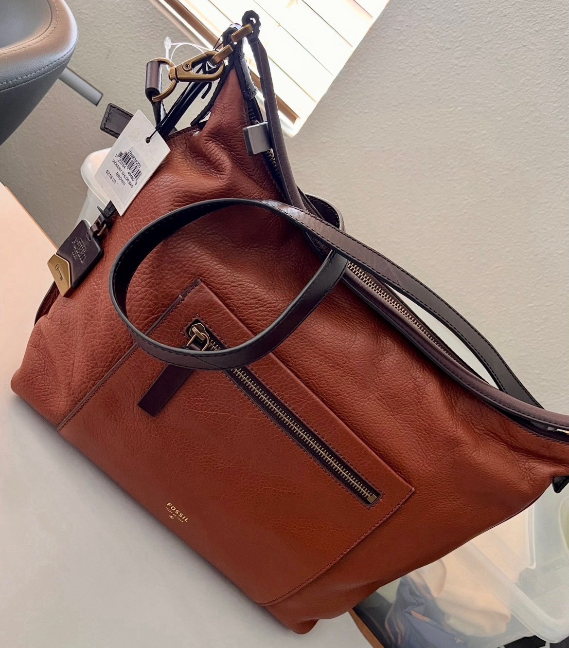 Fossil - Brand NWT - Brown Leather Vickery Shoulder Bag 