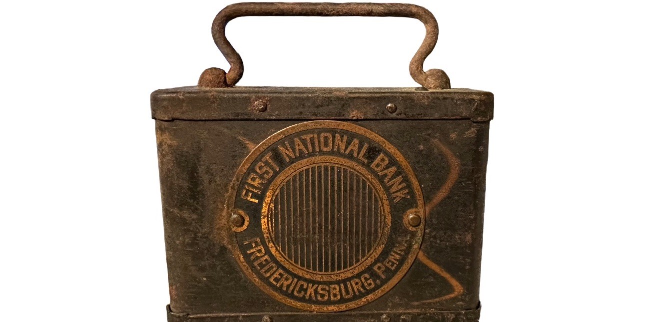 ANTIQUE COIN BANK ADVERTISING FIRST NATIONAL BANK FREDERICKSBURG, PENNSYLVANIA ANTIQUE COIN BANK ADVERTISING FIRST NATIONAL BANK FREDERICKSBURG, PENNSYLVANIA