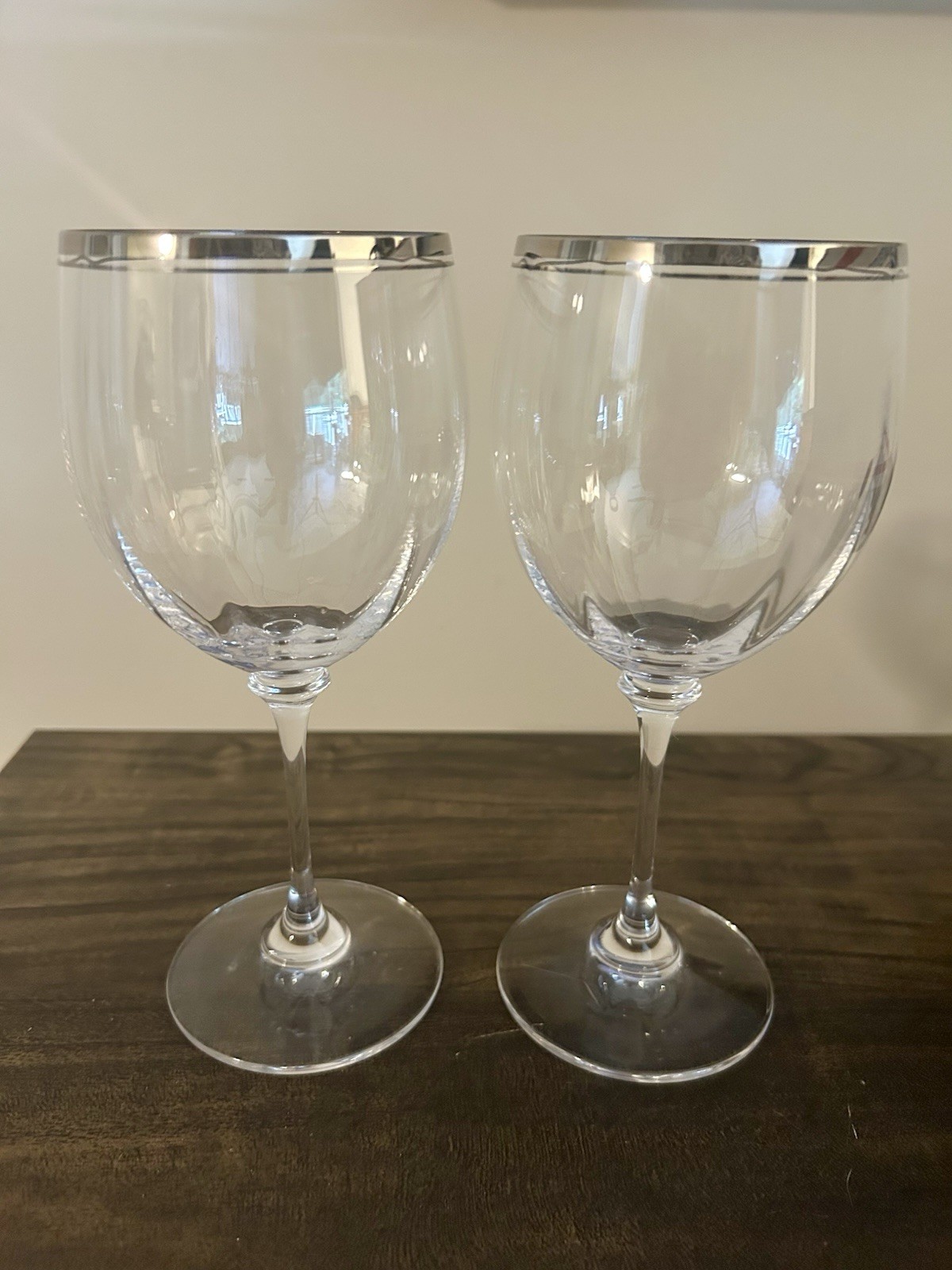 MIKASA STEPHANIE PLATINUM WINE GLASSES Discontinued set of 2 Ribbed Goblet EUC MIKASA STEPHANIE PLATINUM WINE GLASSES Discontinued set of 2 Ribbed Goblet EUC
