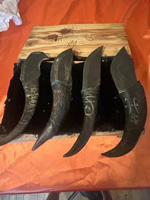 GOETIC/ PAYMON, ARITON, AMAYMON,ORIENS RITUAL BLADES.WITH CUSTOM BOX UBER RARE GOETIC/ PAYMON, ARITON, AMAYMON,ORIENS RITUAL BLADES.WITH CUSTOM BOX UBER RARE