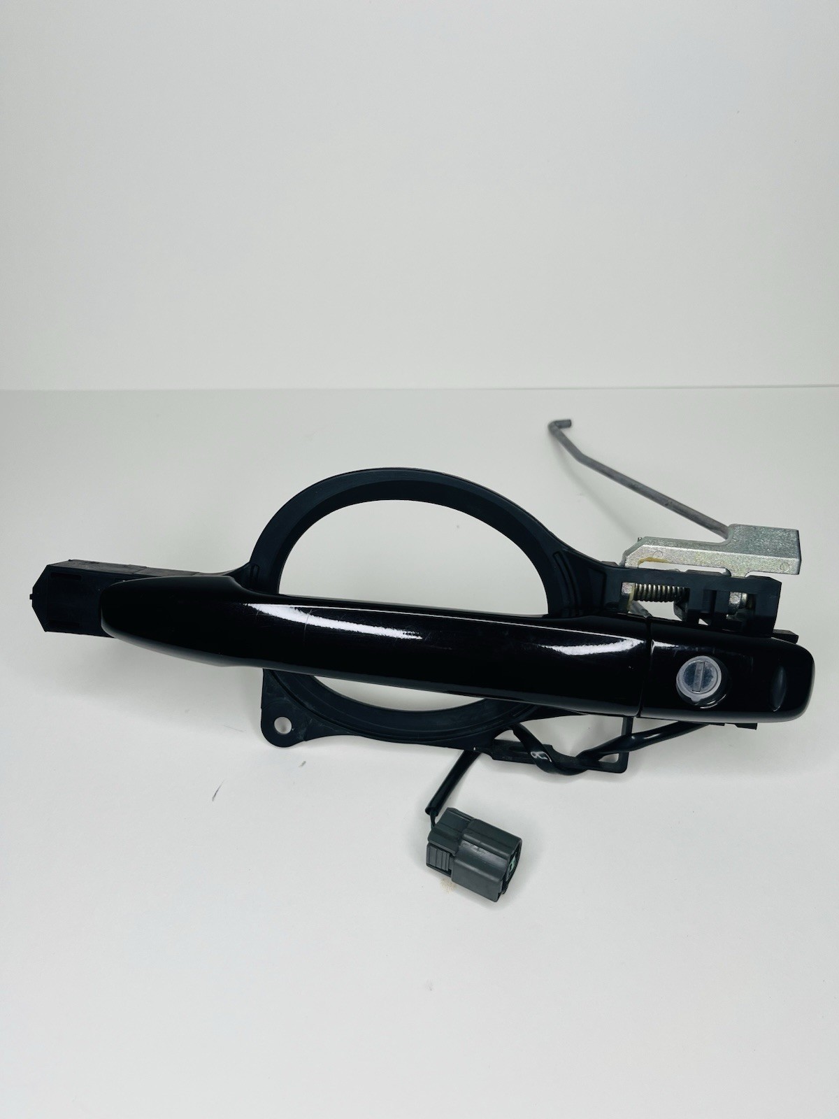 2011-2025 Mitsubishi Outlander Sport Door Handle Black Driver Front Left OEM 2011-2025 Mitsubishi Outlander Sport Door Handle Black Driver Front Left OEM