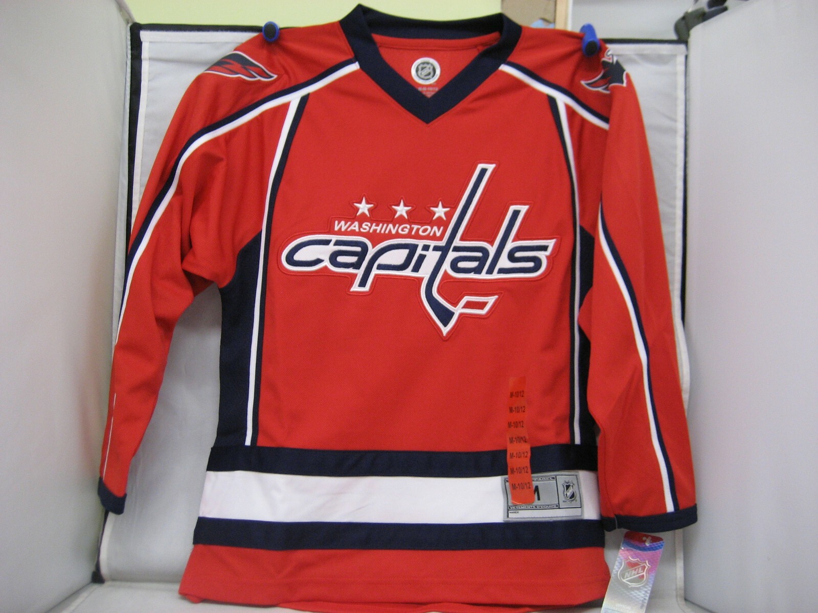 NWT Youth Medium (10/12) Washington Capitals Jersey Stitched NHL New NWT Youth Medium (10/12) Washington Capitals Jersey Stitched NHL New