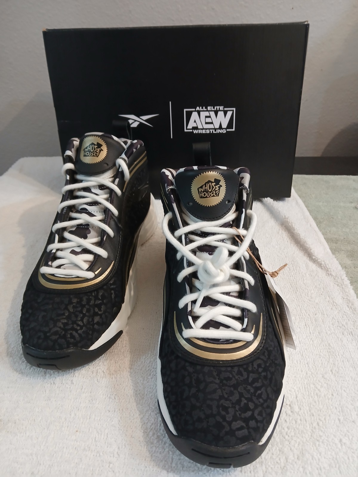 Reebok Answer 3 Killmonger AEW Swerve Strickland Black Gold Sneaker 100246191