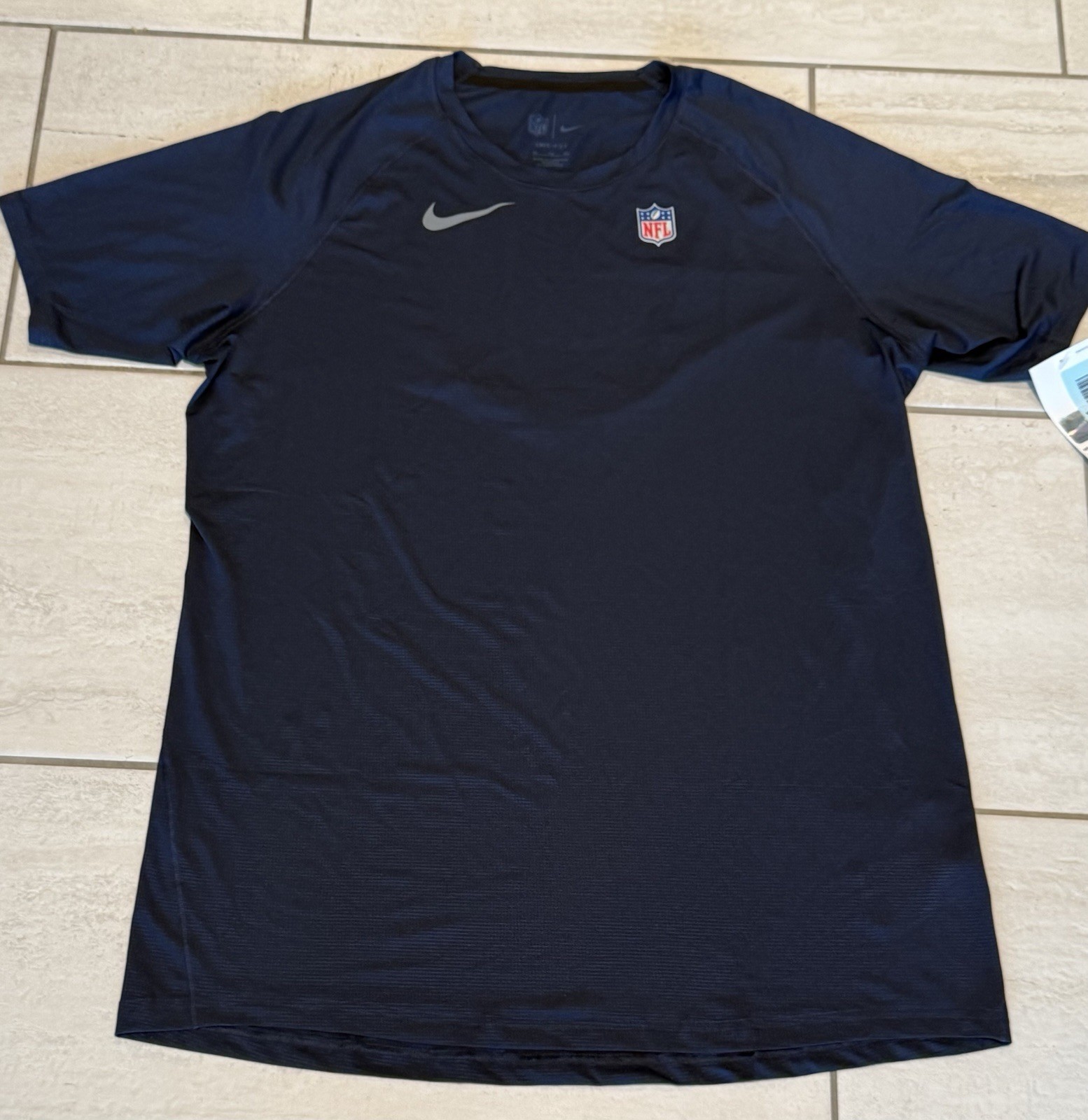 Nike NFL Player Issue Men's Large On-Field White Dri-FIT Short Sleeve Shirt NWT