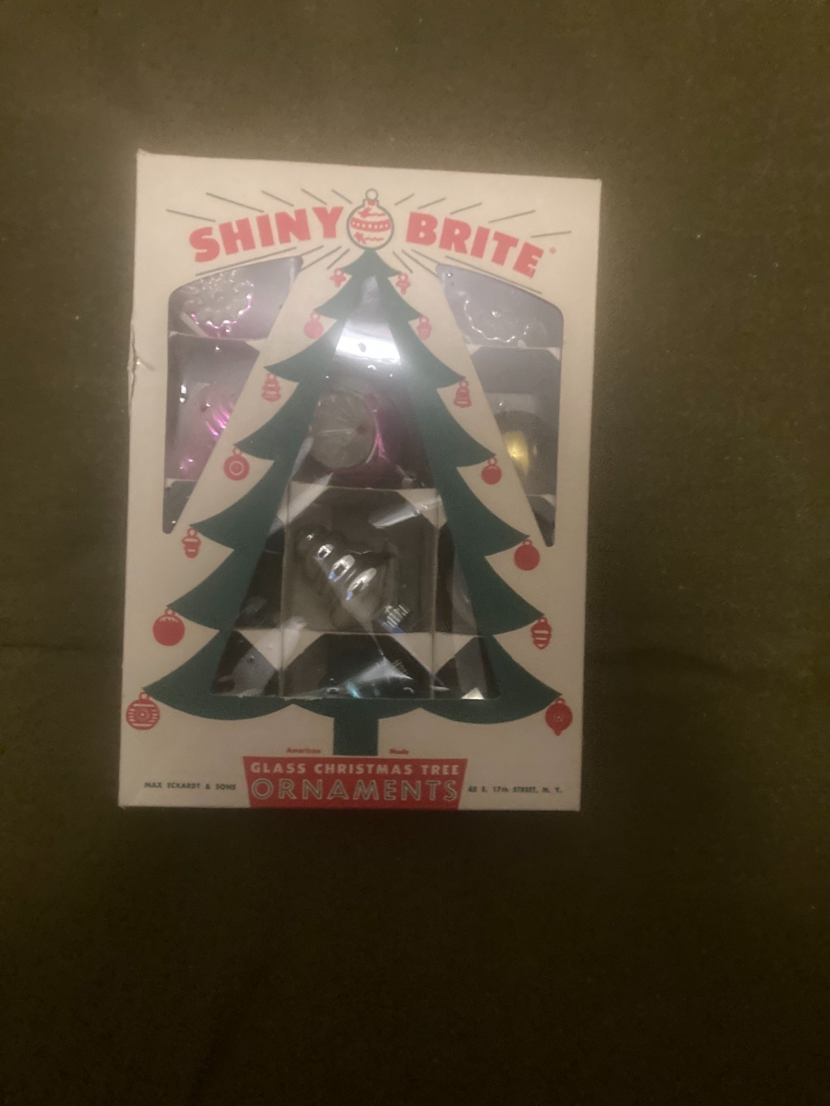 Vintage 1940s Shiny Brite ornaments Vintage 1940s Shiny Brite ornaments