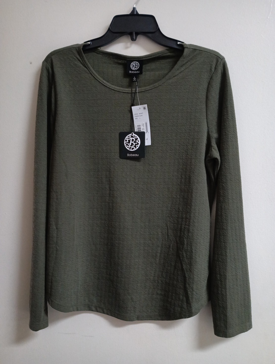 Bobeau Long Sleeve Polyester Top Color Olive Green NWT Bobeau Long Sleeve Polyester Top Color Olive Green NWT