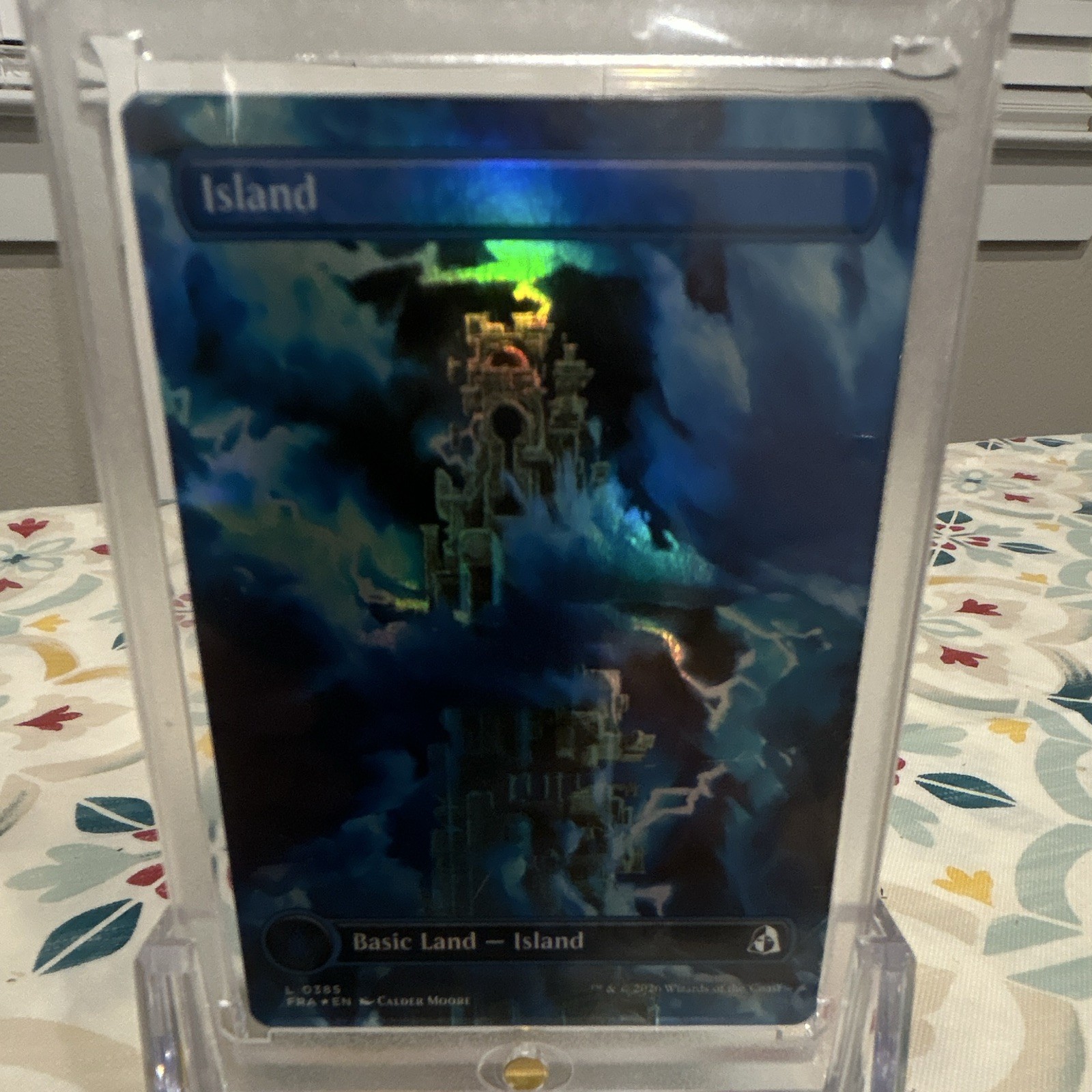 Wizards of the Coast MTG Island Basic Land French #0385 - Reality Fracture