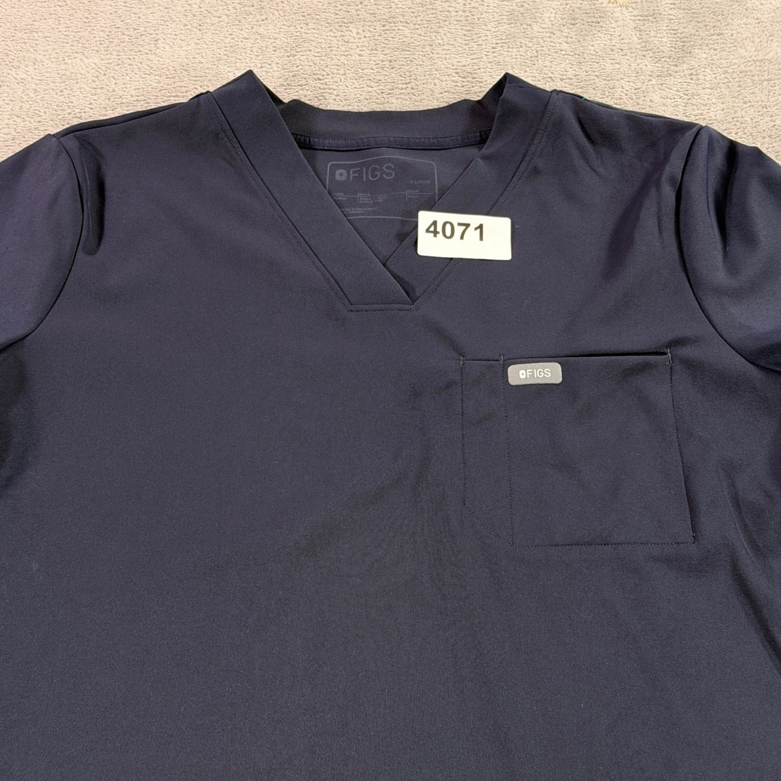 FIGS Sona V-Neck Scrub Top Women XL Navy Blue FIONx Short Sleeve 1001695