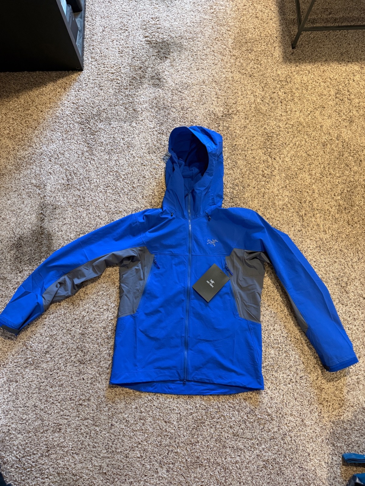NWT Authentic Men\'s ARC\'TERYX Serratus Hoody Jacket Size M