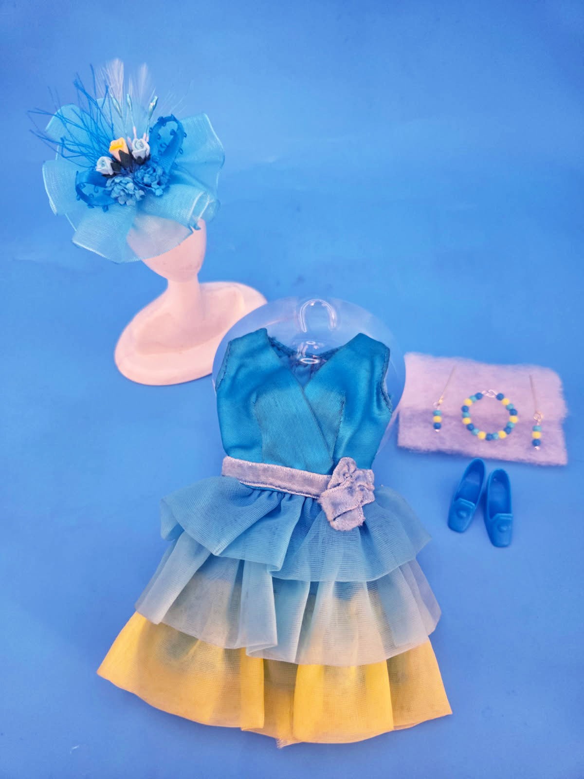 VINTAGE BARBIE ORIGINAL DREAMY BLUES COMPLETE GREAT CONDITION