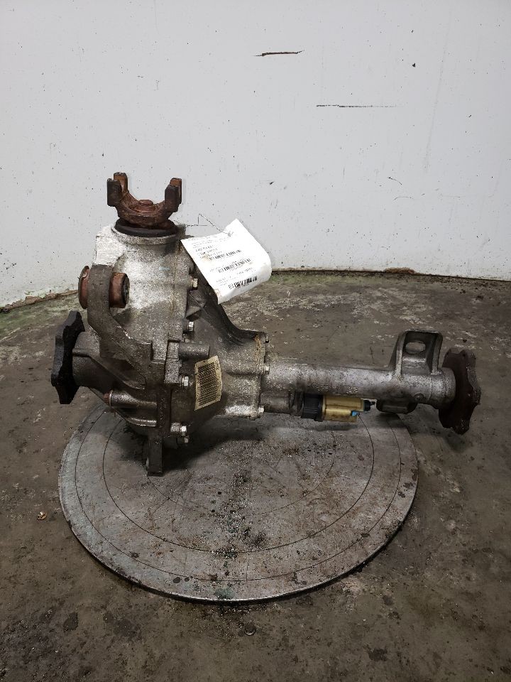 Used Differential Carrier Assembly fits: 2005 Chevrolet Avalanche 1500 Front Axl
