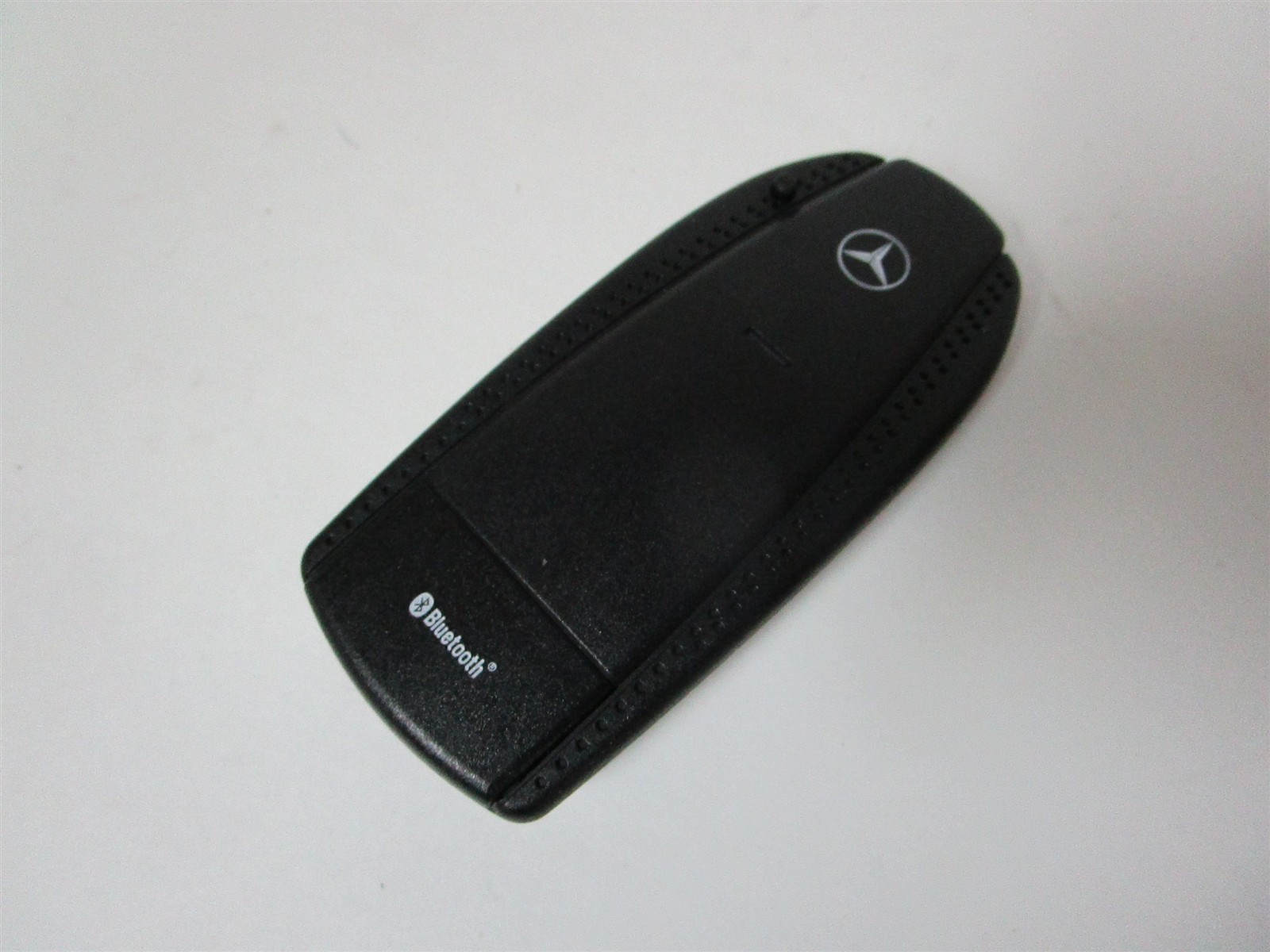 2004-2009 Mercedes-Benz Bluetooth PUCK Module Adapter B6 787 6131 2004-2009 Mercedes-Benz Bluetooth PUCK Module Adapter B6 787 6131
