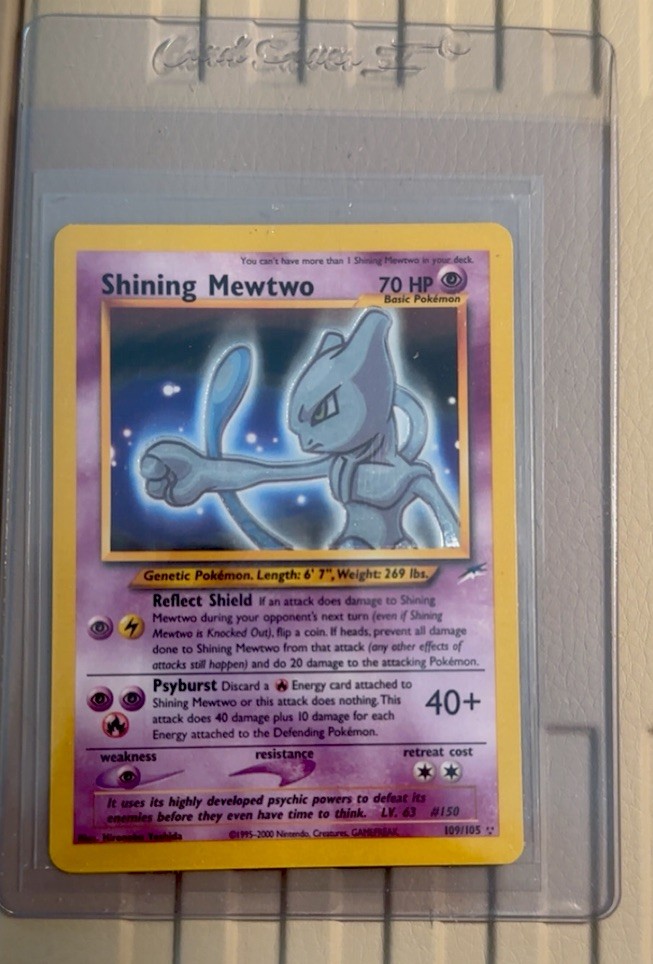 Shining Mewtwo 109/105 Neo Destiny Holo Secret Rare Unlimited English 2000