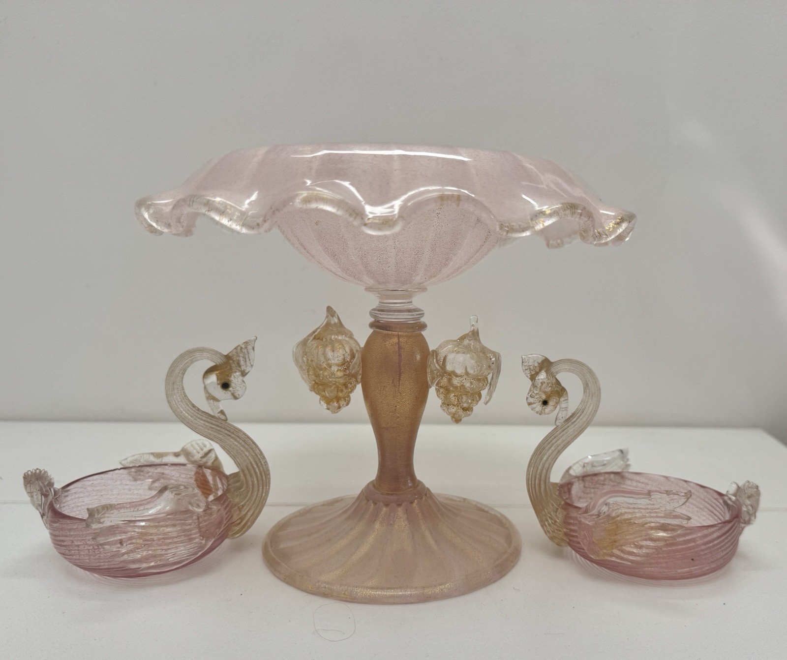 Vintage Original MURANO Art Glass SALVIATI Pink Aventurine Centrepiece Swan Set