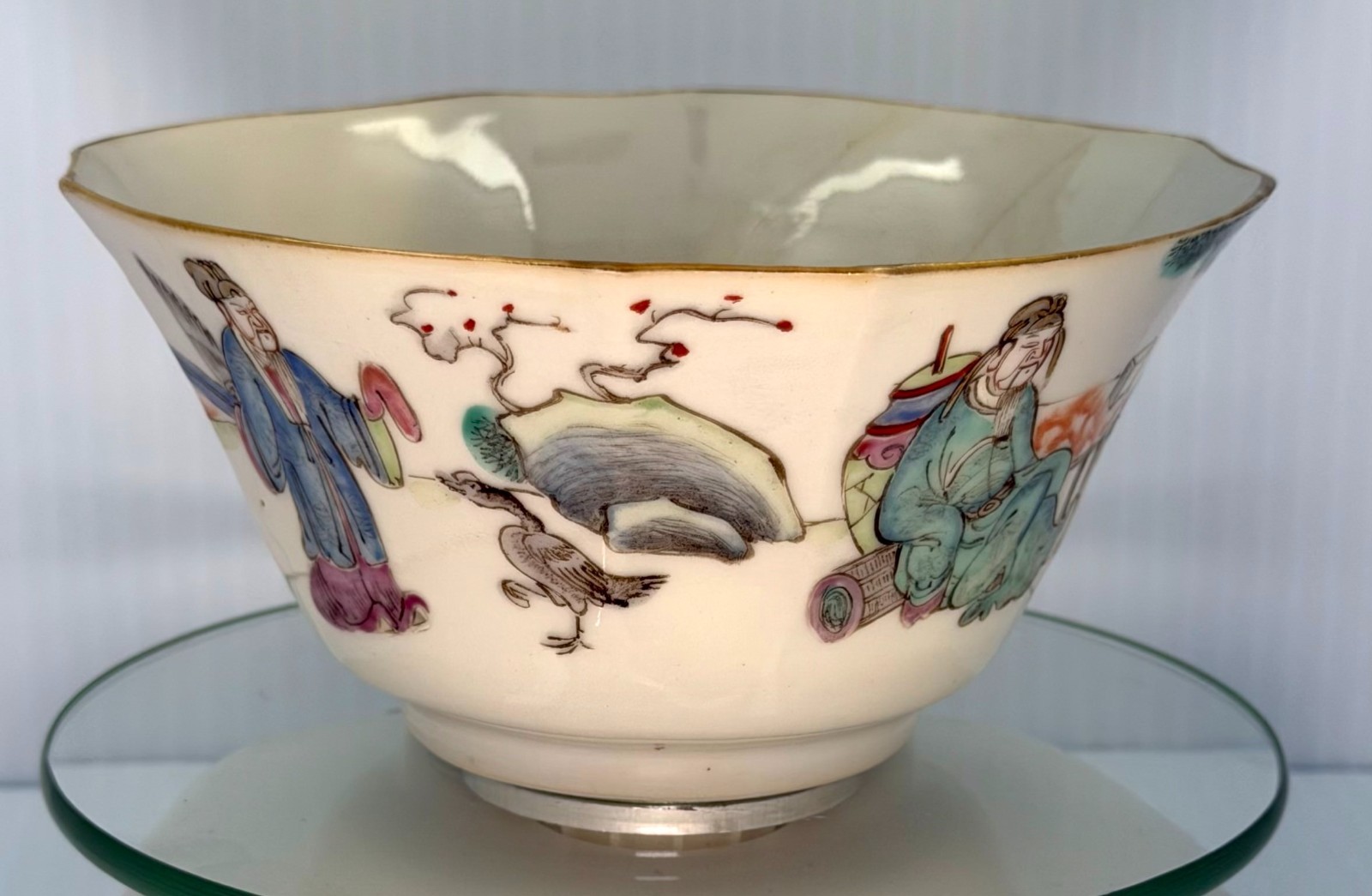 Antique Chinese Famille Rose Porcelain Bowl - Tongzhi Mark. Late Qing Dynasty