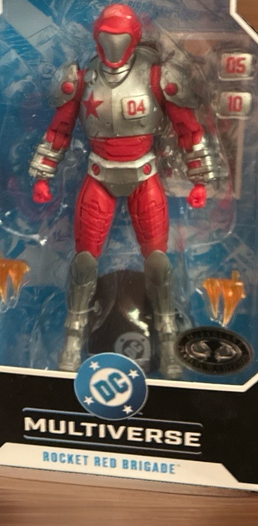 McFarlane DC Multiverse Rocket Red Brigade Platinum Edition 7