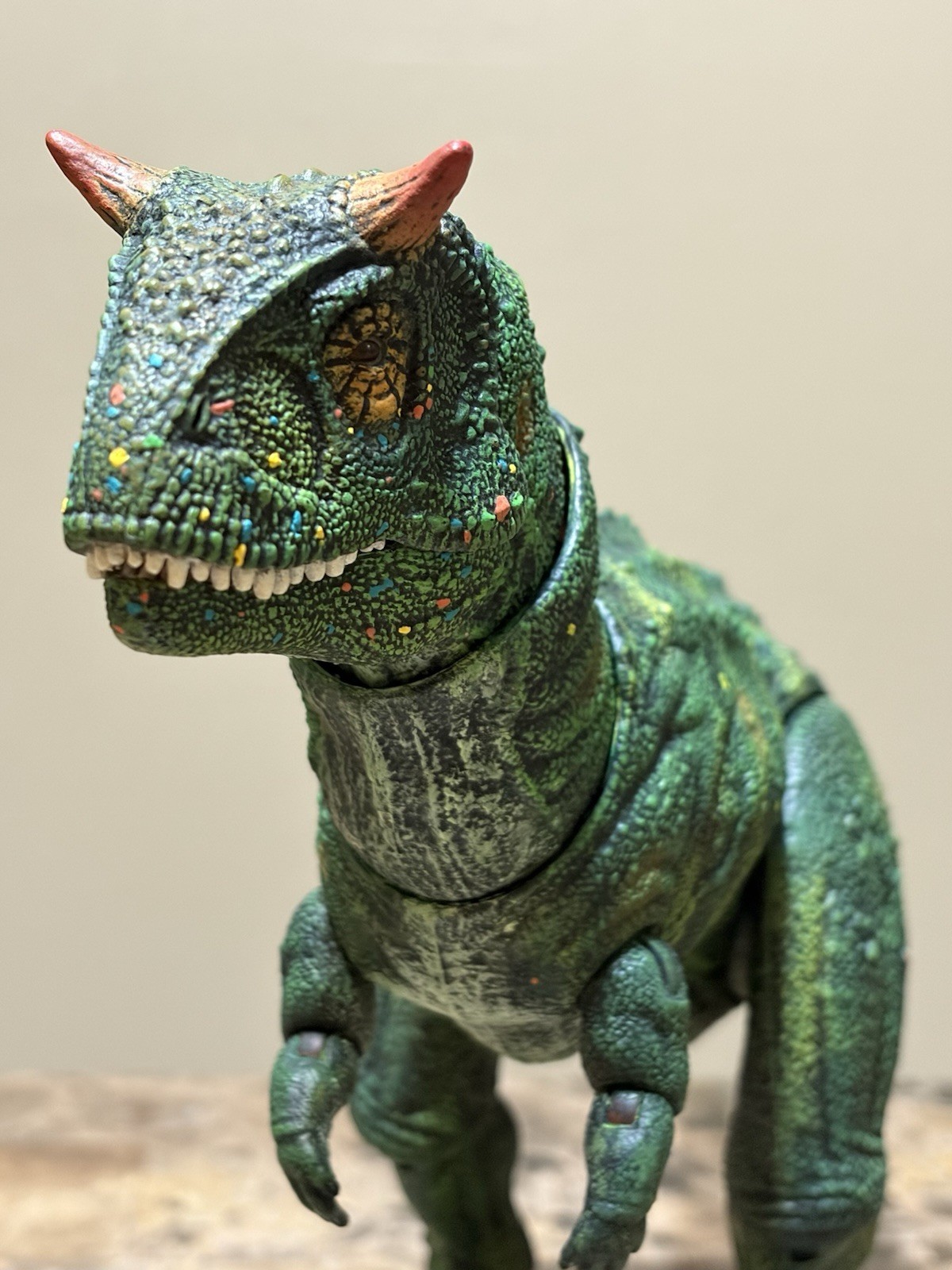 Custom, Hammond Collection, Chameleon Carnotaurus Repaint, 1:18 scale Figure. Custom, Hammond Collection, Chameleon Carnotaurus Repaint, 1:18 scale Figure.