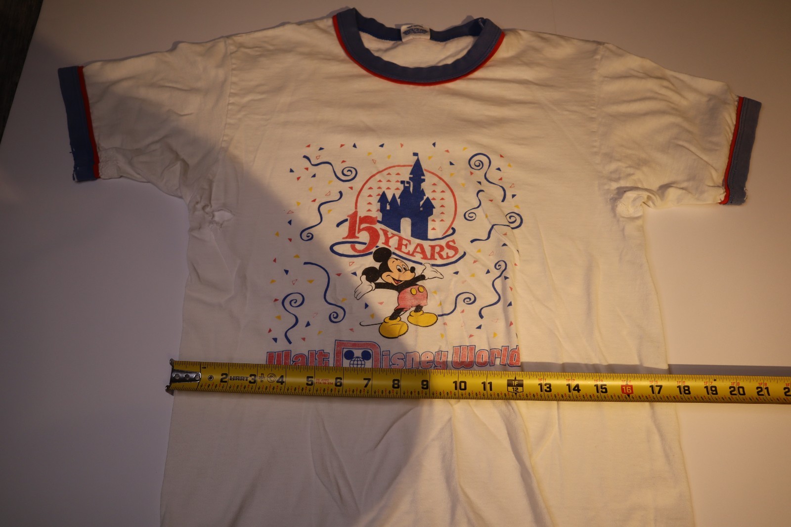 Vintage 1986 Walt Disney World 15th Anniversary Tshirt - Adult Medium