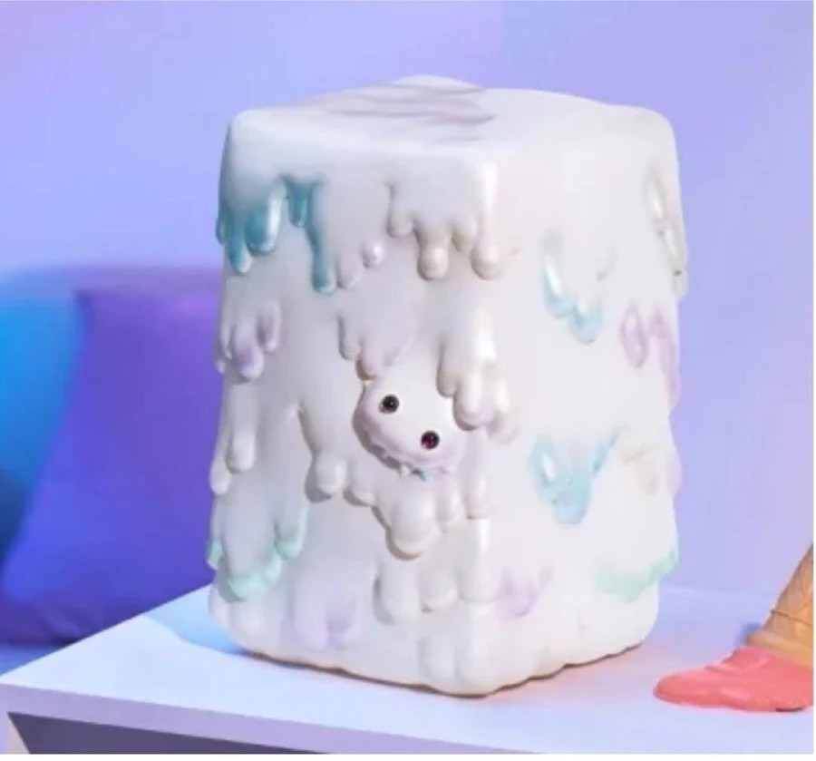 Popmart X Instinctoy Liquid Box Lamp