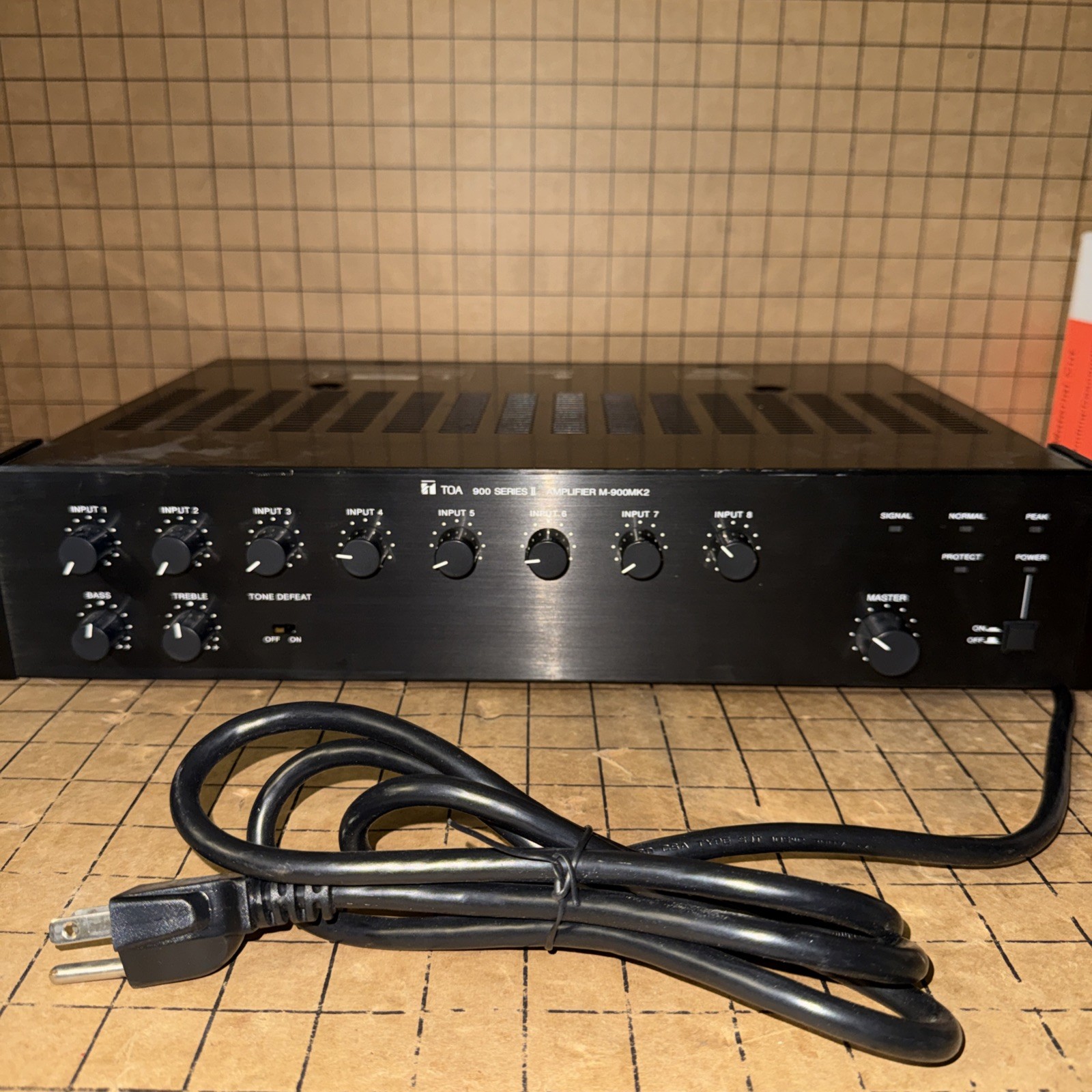 TOA 900 Series II Amplifier M-900MK2 TOA 900 Series II Amplifier M-900MK2