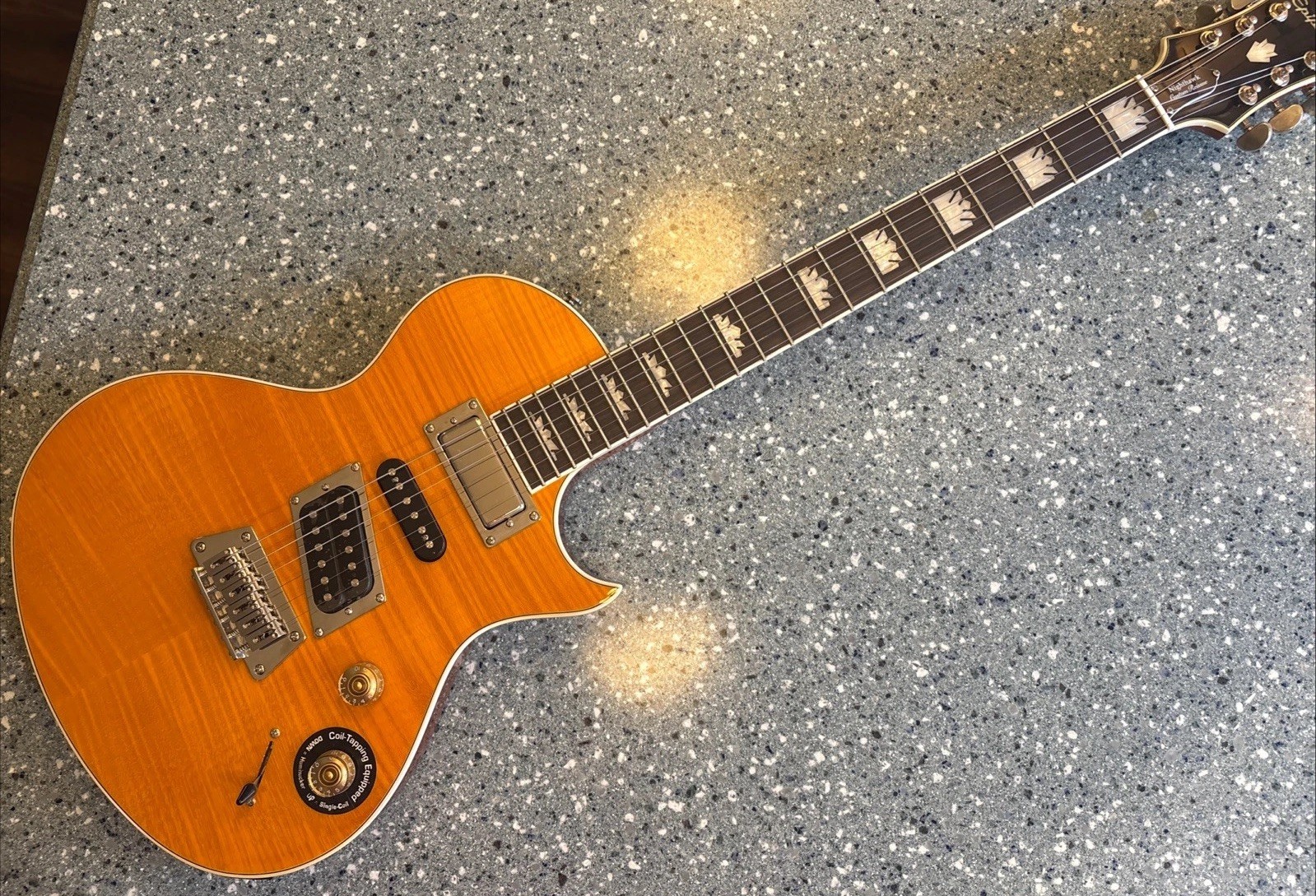 Epiphone Nighthawk Custom Reissue Guitar Honeyburst