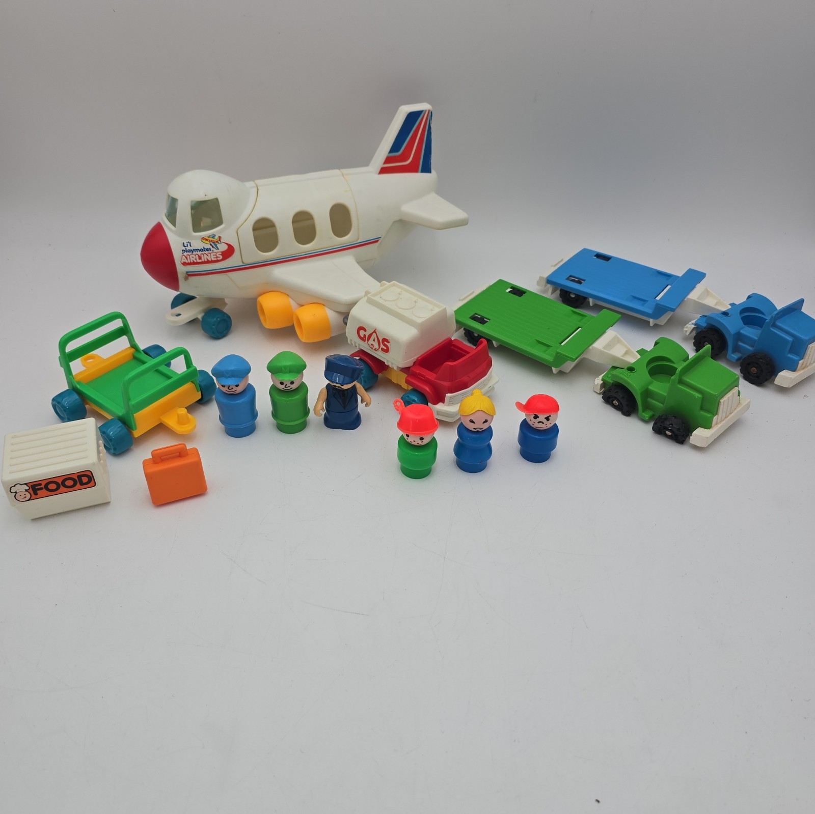 Vintage Li\'l Playmates Airlines Airport Plane Vehicles Figures Toy Lot