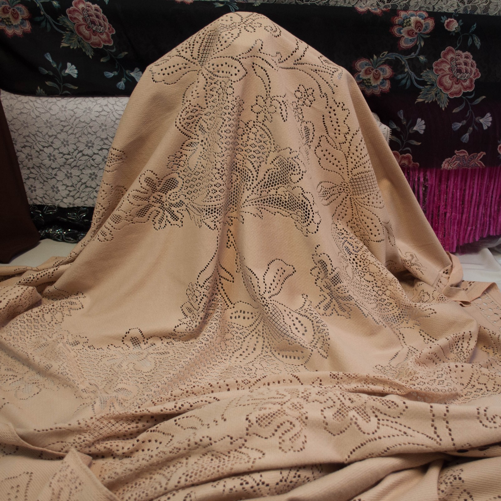 VALENTINO authentic beige cotton blend guipure lace fabric  280 x 155cm