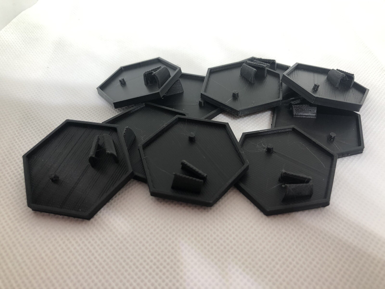 STAR WARS 3.75 FIGURE STANDS BLACK IN COLOR 3D PRINTED 15 CT PER BAG STAR WARS 3.75 FIGURE STANDS BLACK IN COLOR 3D PRINTED 15 CT PER BAG