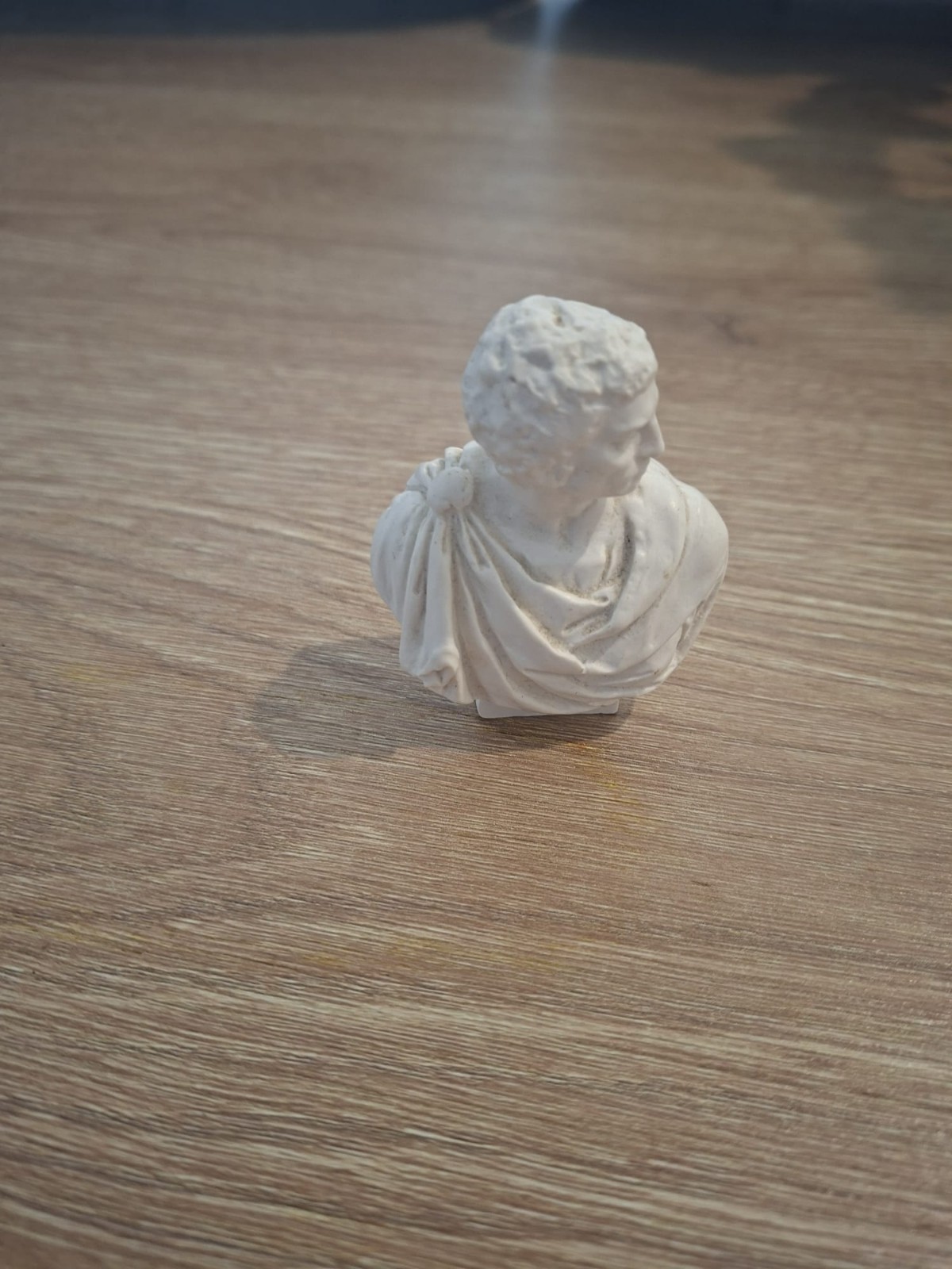 Vintage Roman Emperor Statue Greek Classical Sculpture Figure White home Decor Vintage Roman Emperor Statue Greek Classical Sculpture Figure White home Decor