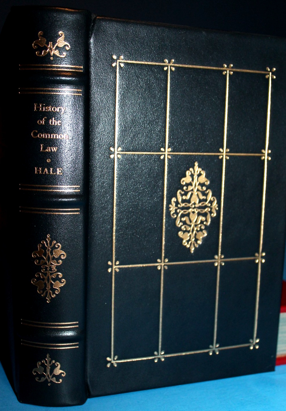 HISTORY AND ANALYSIS OF THE COMMON LAW OF ENGLAND  Legal Classics  LEATHER  1987