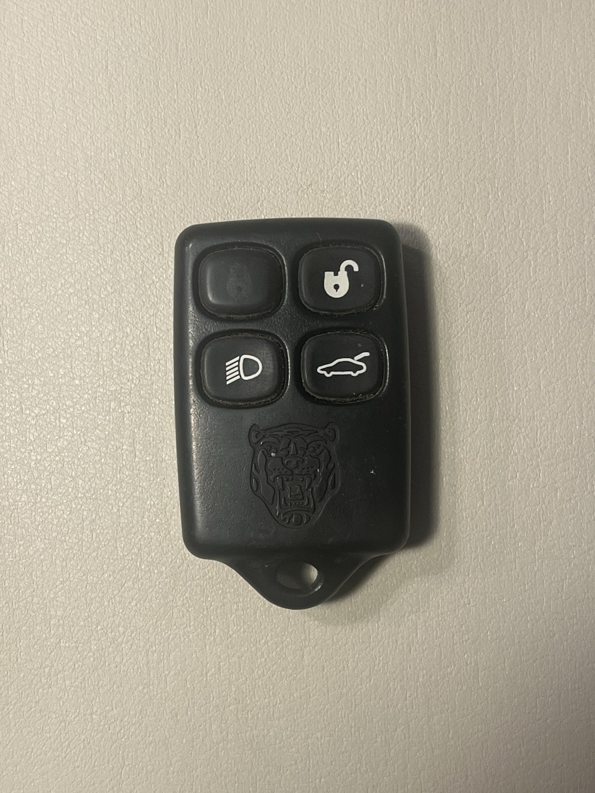 1997-2000 Wireless Jaguar Xk8 Xkr Key Fob 315 MHz 1997-2000 Wireless Jaguar Xk8 Xkr Key Fob 315 MHz