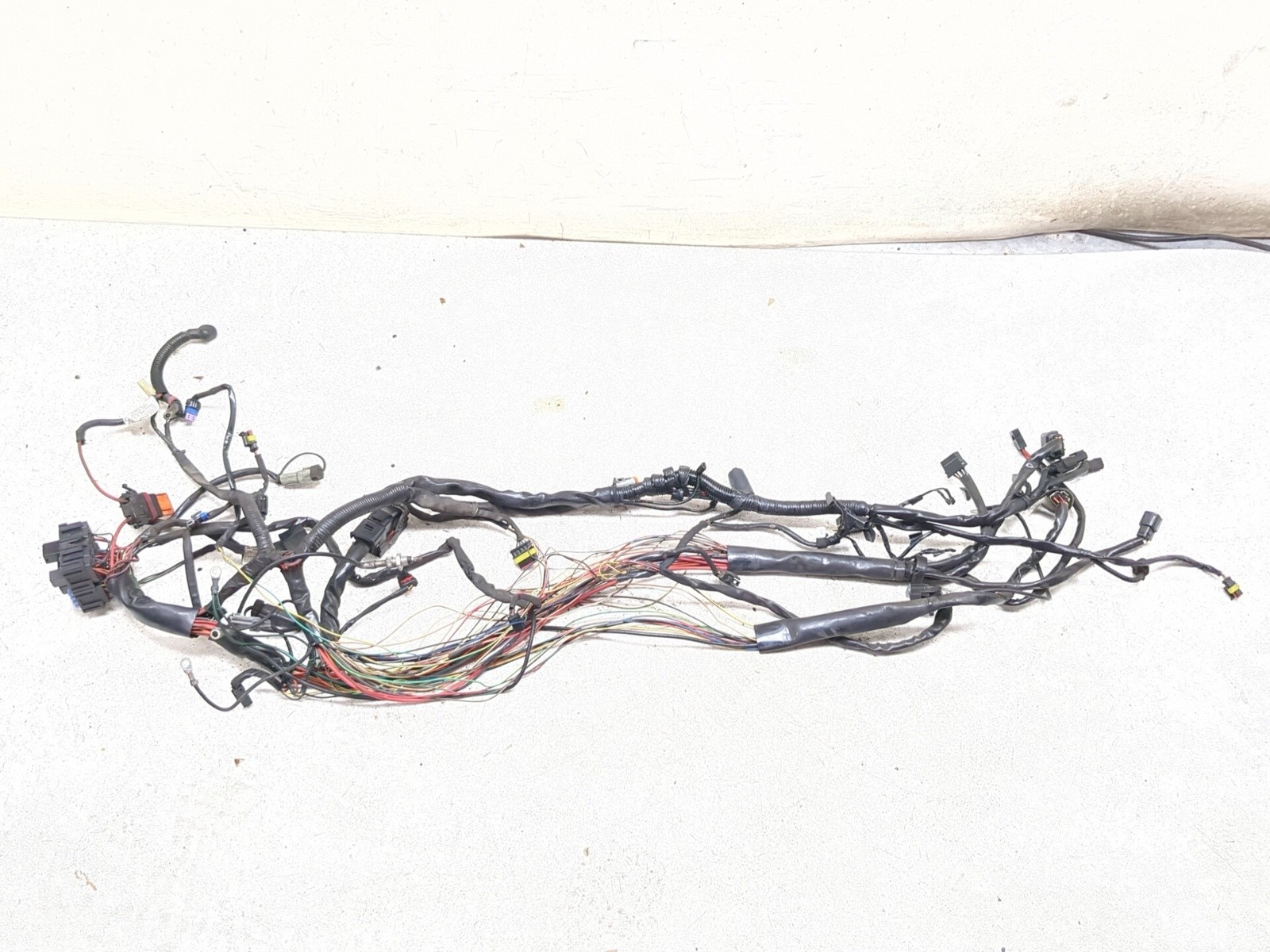 07-13 Harley Street Glide FLHX Main Wiring Harness 70985-09